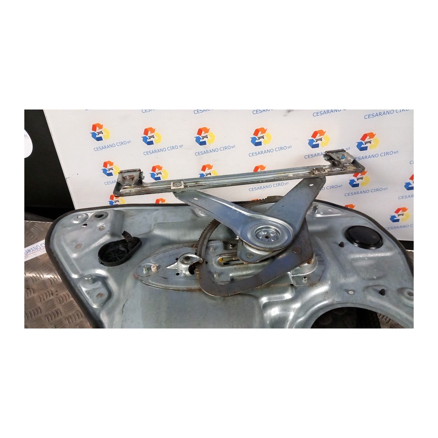 ALZACRISTALLO ELETTR. PORTA POST. DX. 035 VOLVO V50 (02/04-12/12) D4204T 31253106