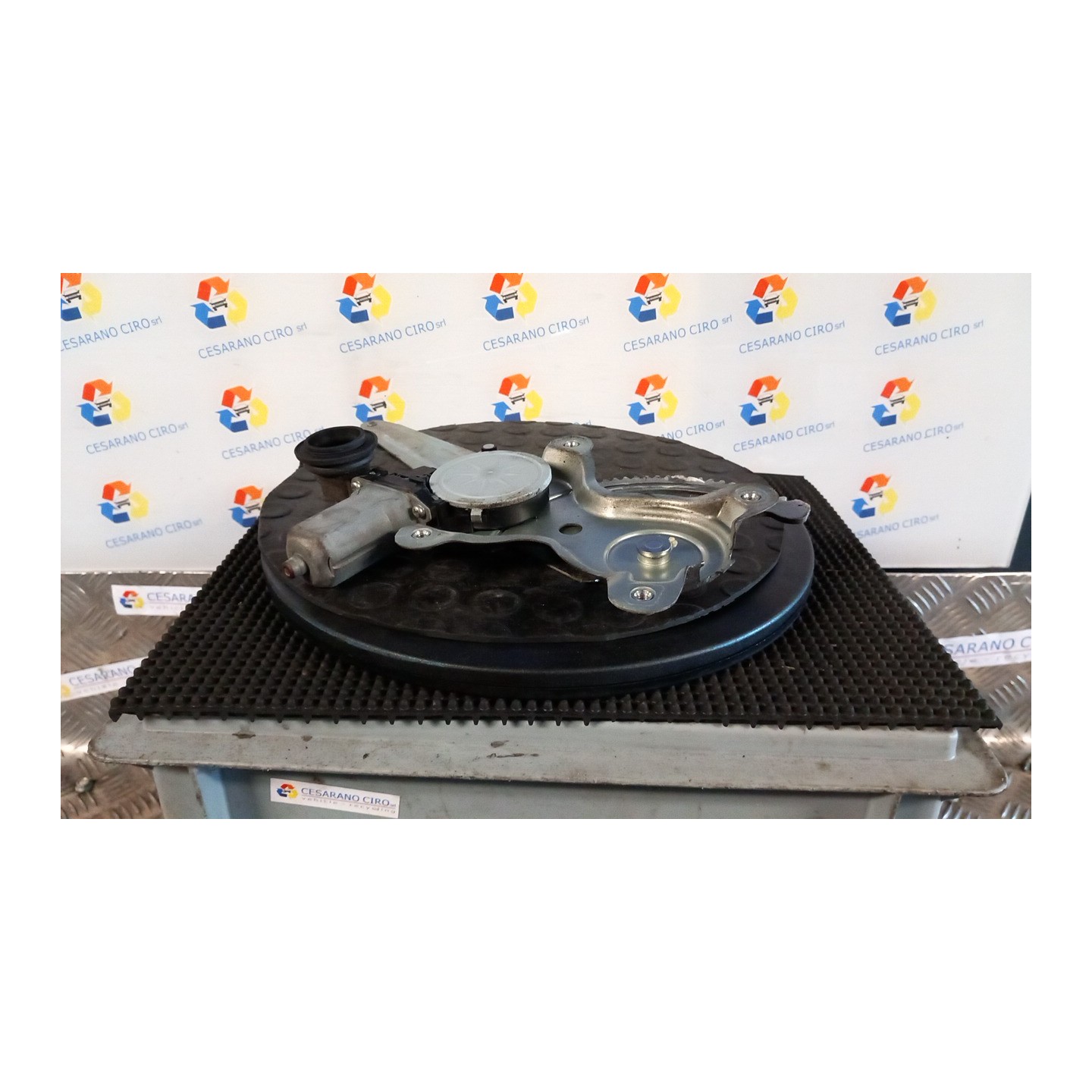 ALZACRISTALLO ELETTR. PORTA POST. DX. 044 TOYOTA RAV 4 3A SERIE (01/06-10/10) 2ADFTV 6980342040