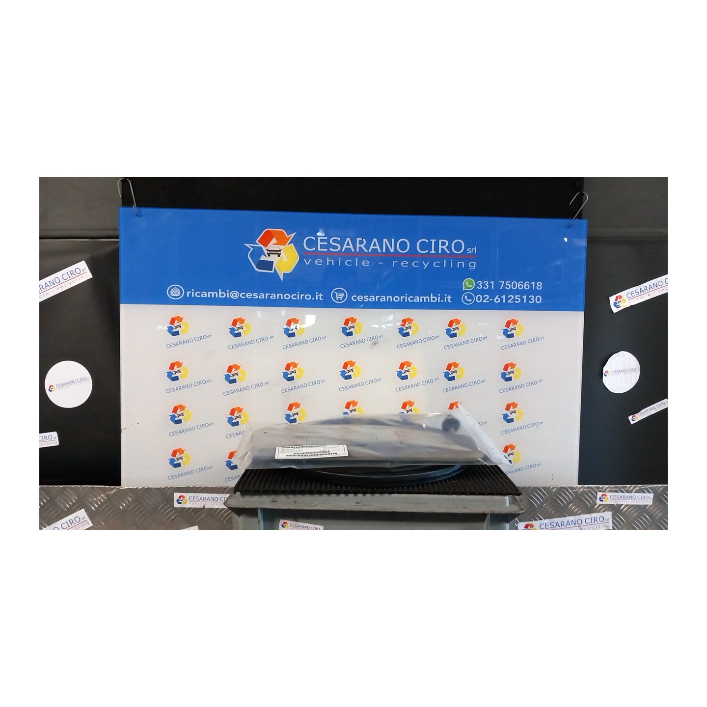 ALETTA PARASOLE PARABREZZA DX. 069 HONDA LOGO (01/99-06/02) D13B7 83230S50G01ZA