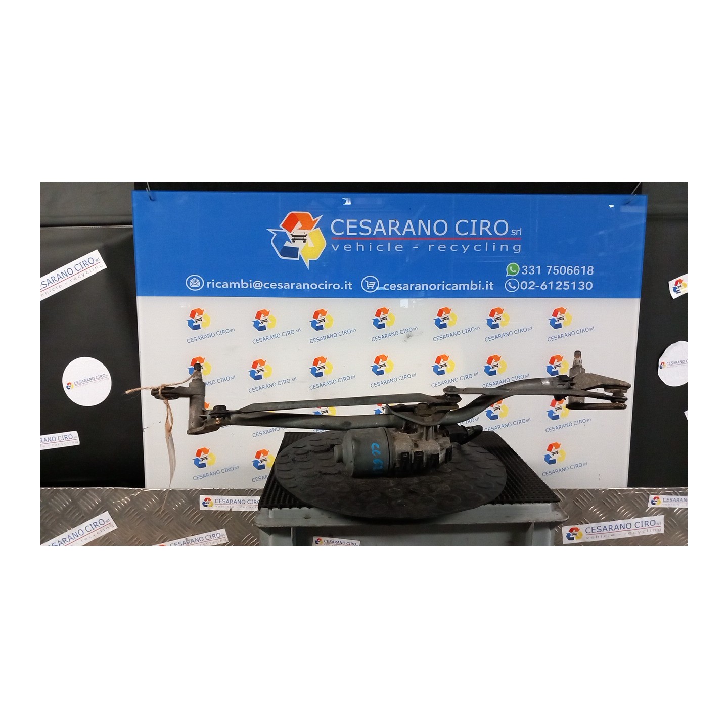 MOTORINO TERGIPARABREZZA 101 AUDI A4 (8E) (11/00-11/04) AVF 8E1955119
