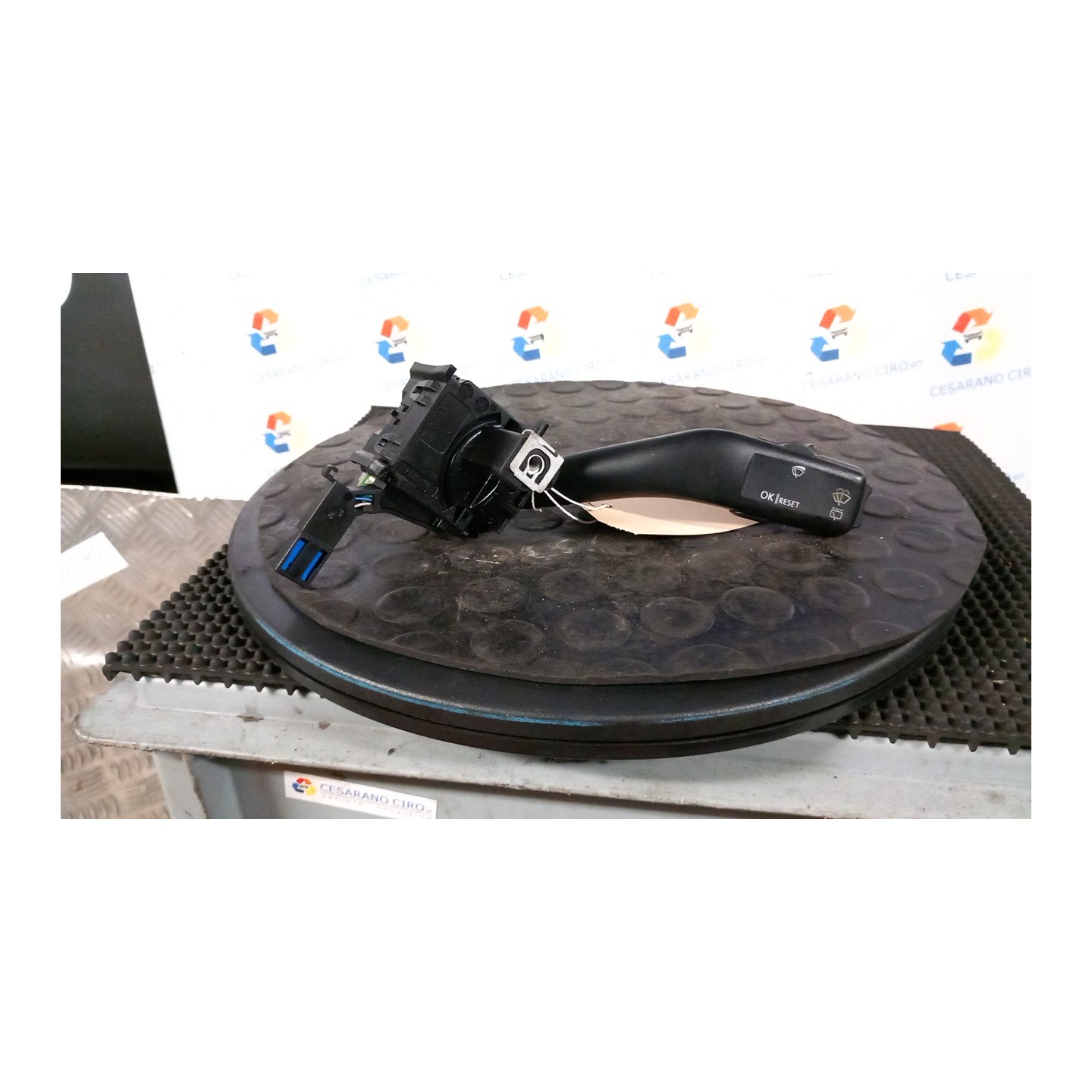 BLOCCO COMANDI TERGICRISTALLI 115 SEAT LEON (1P) (06/05-02/13) BMN 1K0953519H9B9
