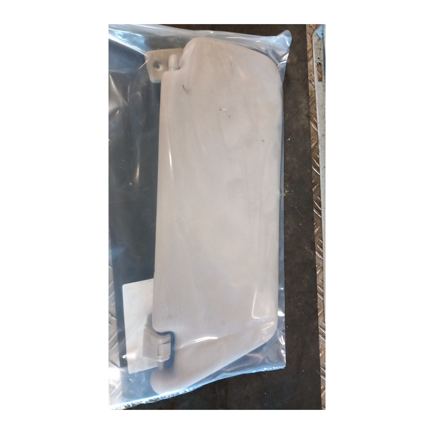 ALETTA PARASOLE PARABREZZA C/SPECCHIETTO SX. 125 MERCEDES-BENZ CLASSE A (W168) (03/01-06/04) 166940 A1688100110