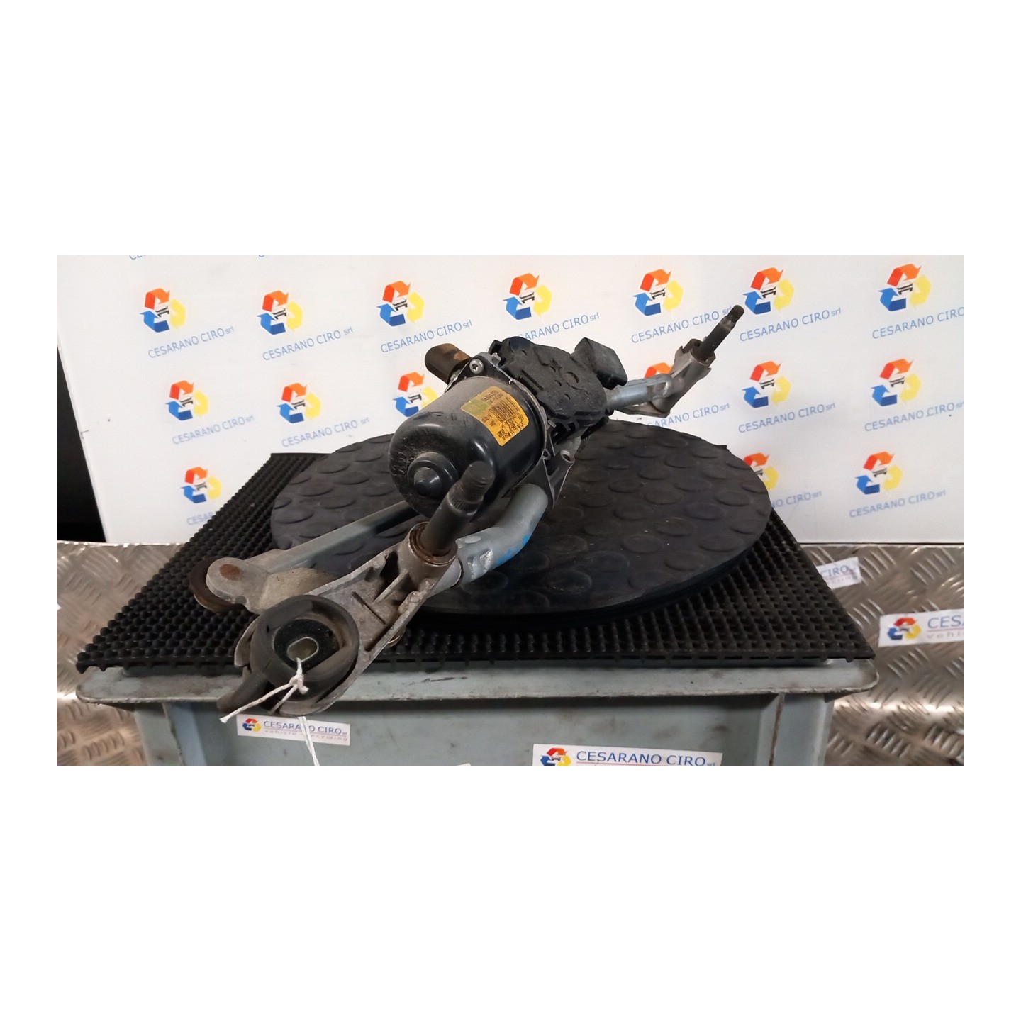 MECCANISMO TERGIPARABREZZA CON MOTORINO 017 CITROEN DS3 (01/16-) BH02 6405QC