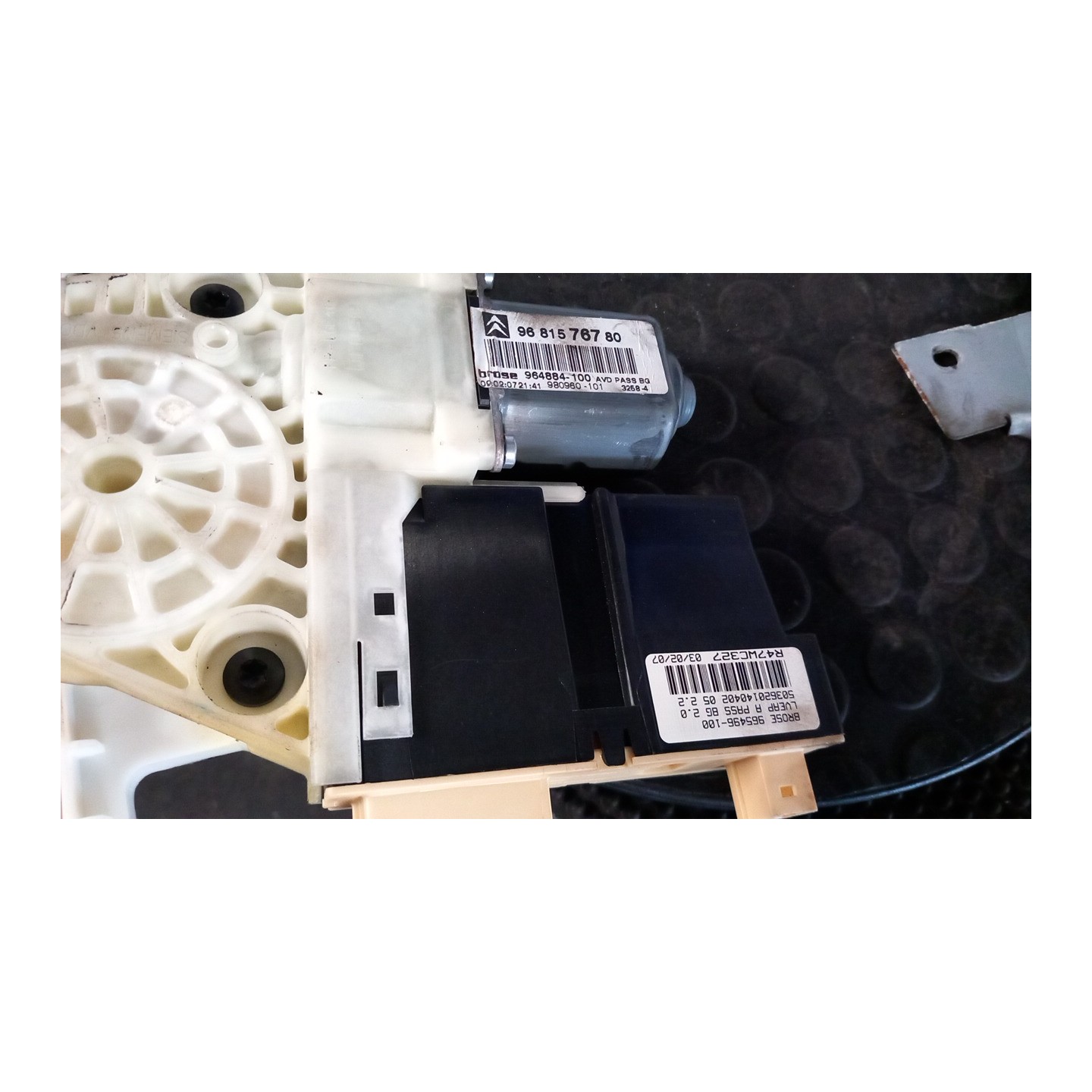 ALZACRISTALLO ELETTR. PORTA ANT. DX. 027 CITROEN C4 (11/04-10/10) KFU 9222R1