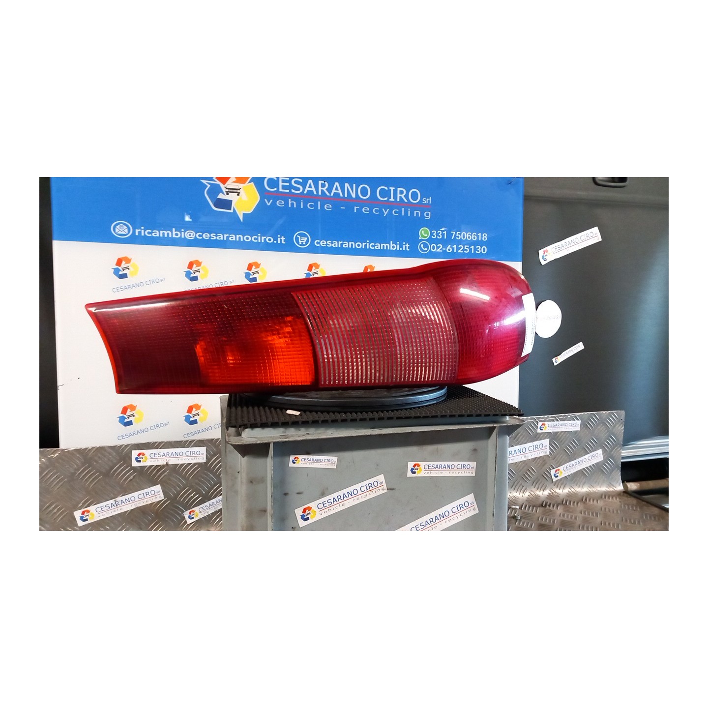 FANALE POST. DX. 047 FIAT PUNTO 1A SERIE (11/93-10/99) 176B4000 7730722
