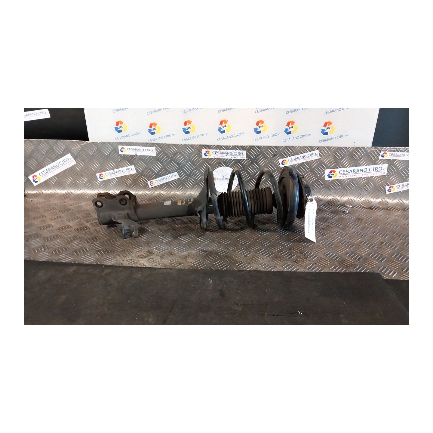 AMMORTIZZATORE ANT. DX. 082 NISSAN X-TRAIL (T30) (07/01-09/03) QR20 54302EQ026