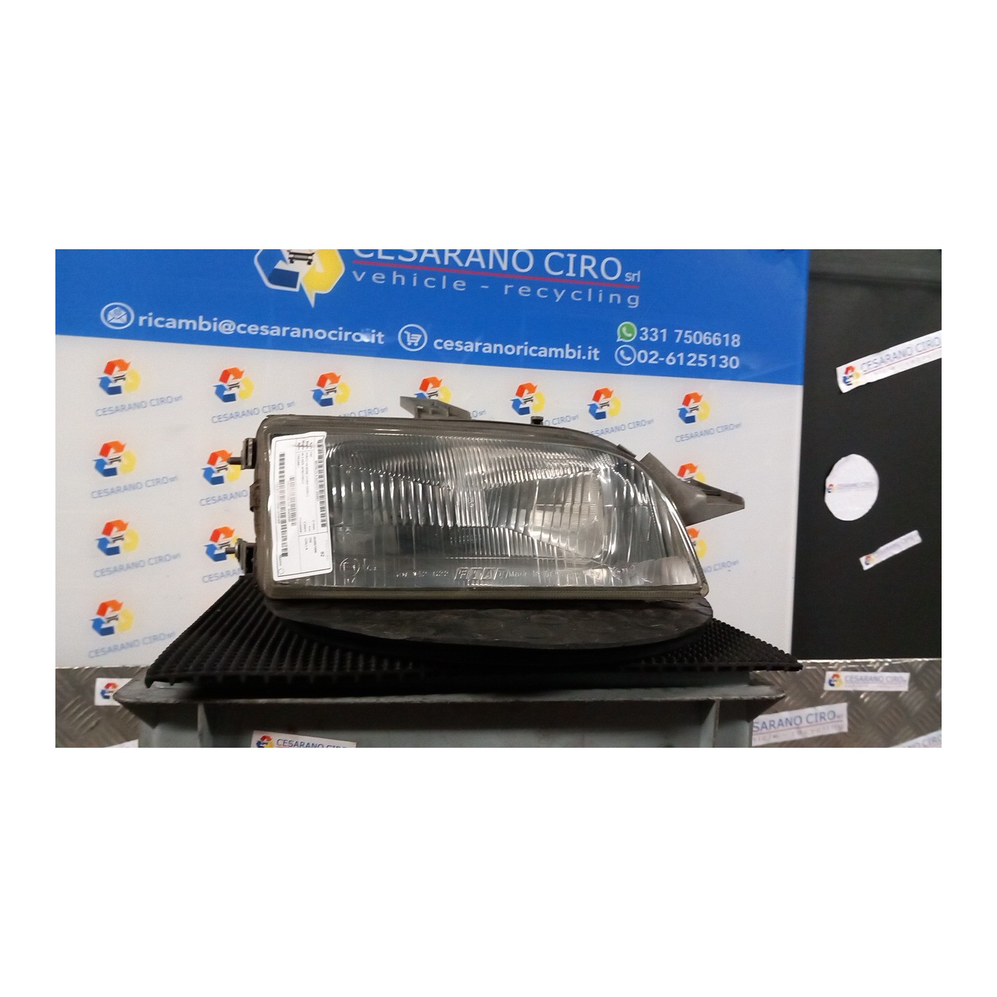 PROIETTORE DX. 081 FIAT PUNTO 1A SERIE (11/93-10/99) 176B2000 46402649