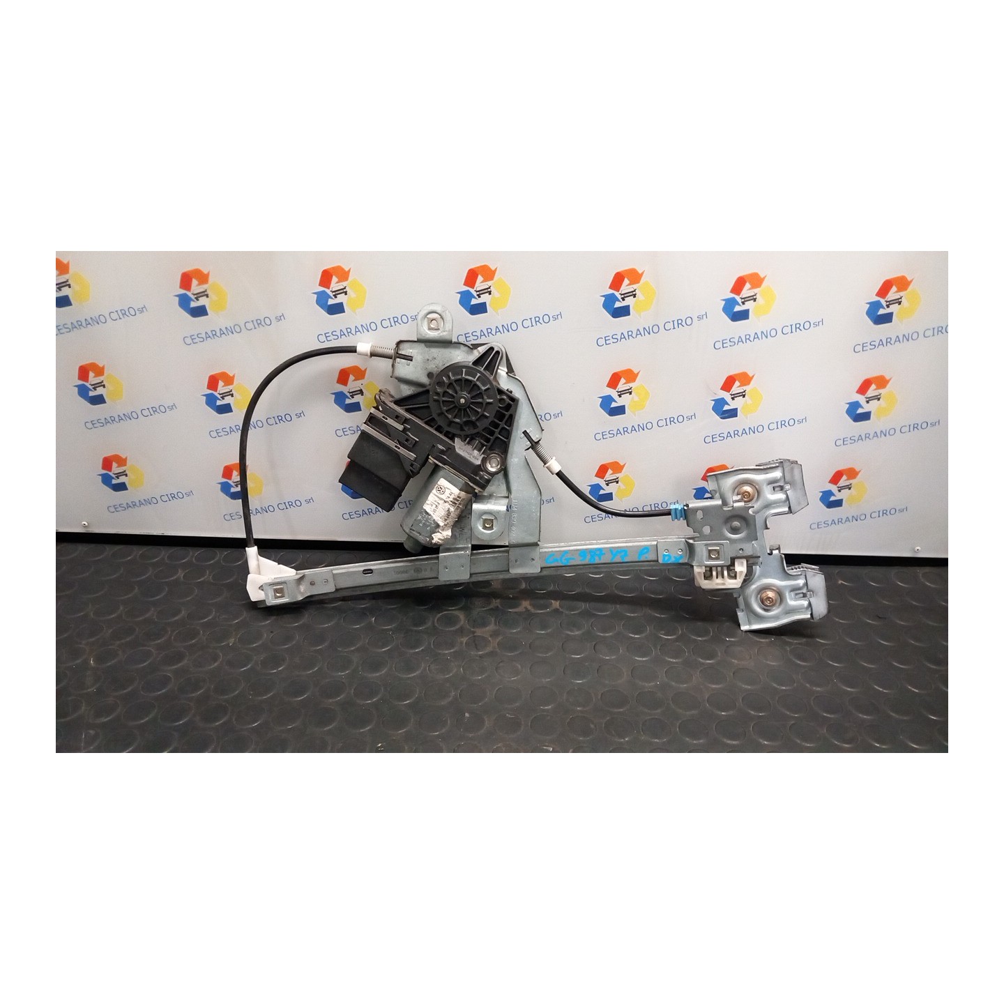 ALZACRISTALLO ELETTR. PORTA ANT. C/MOTORIMO DX. 014 SKODA OCTAVIA (1U) (05/97-07/04) AGR 1U0837462B