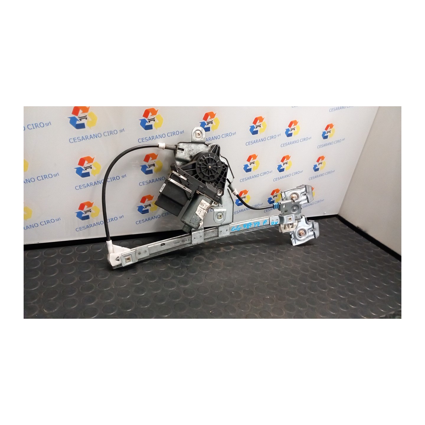 ALZACRISTALLO ELETTR. PORTA ANT. C/MOTORIMO DX. 014 SKODA OCTAVIA (1U) (05/97-07/04) AGR 1U0837462B