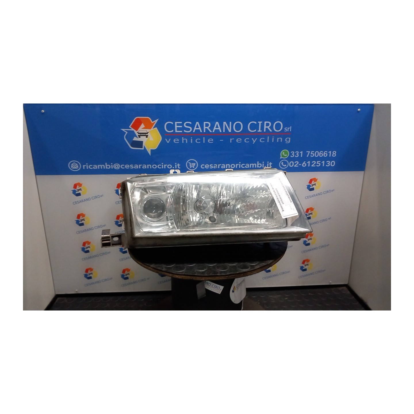 PROIETTORE 00- DX. 069 SKODA OCTAVIA (1U) (05/97-07/04) AGR 1U1941018N