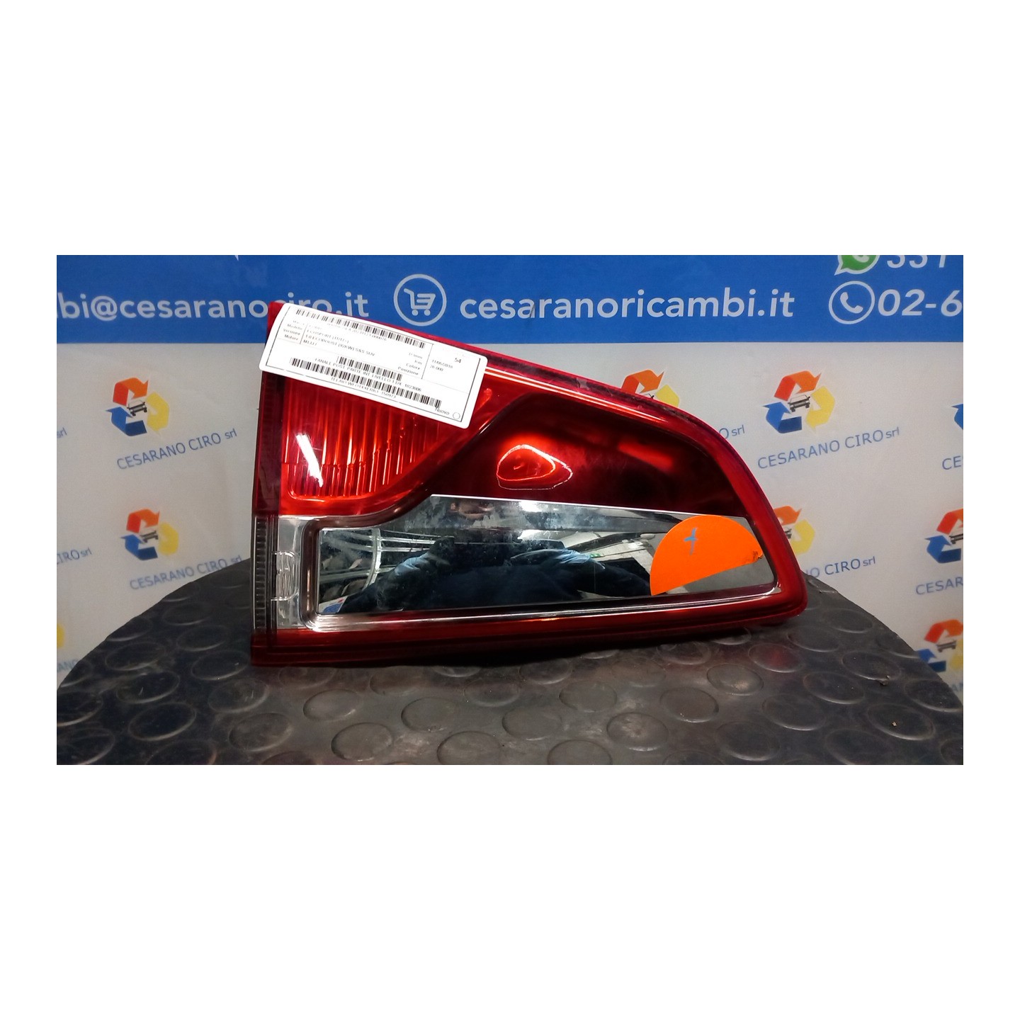 FANALE POST. PARTE INT. LIVELLO 1 DX. 076 FORD ECOSPORT (11/17-) M1JJ 1823806