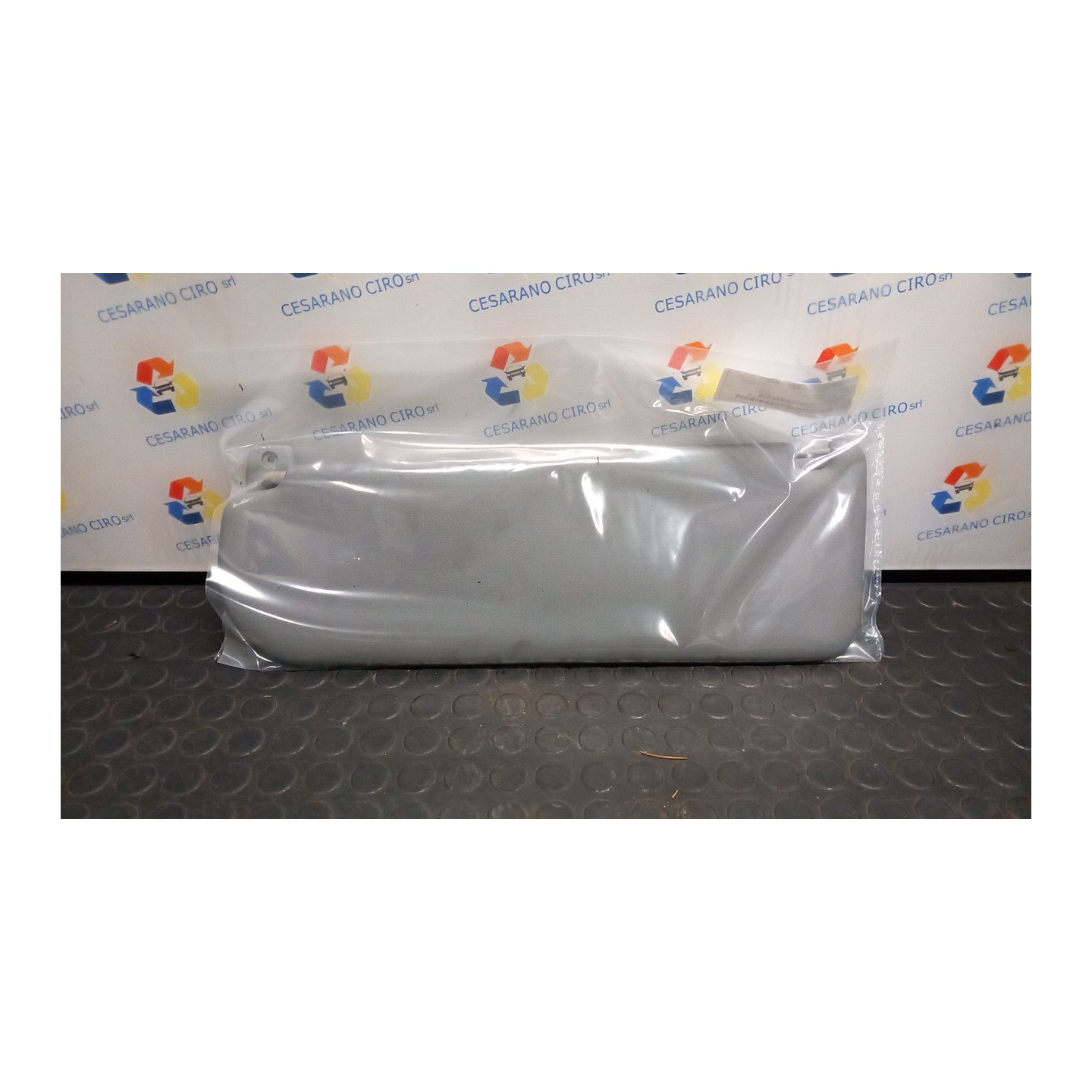 ALETTA PARASOLE PARABREZZA BEIGE DX. 003 FIAT ULYSSE (PG) (06/94-09/02) RFU 9790481779