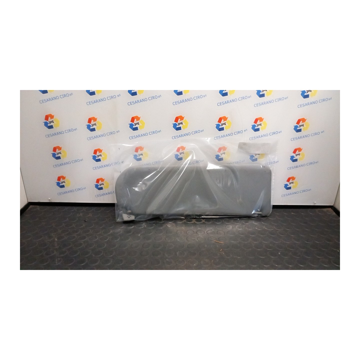 ALETTA PARASOLE PARABREZZA BEIGE SX. 004 FIAT ULYSSE (PG) (06/94-09/02) RFU 9790481779