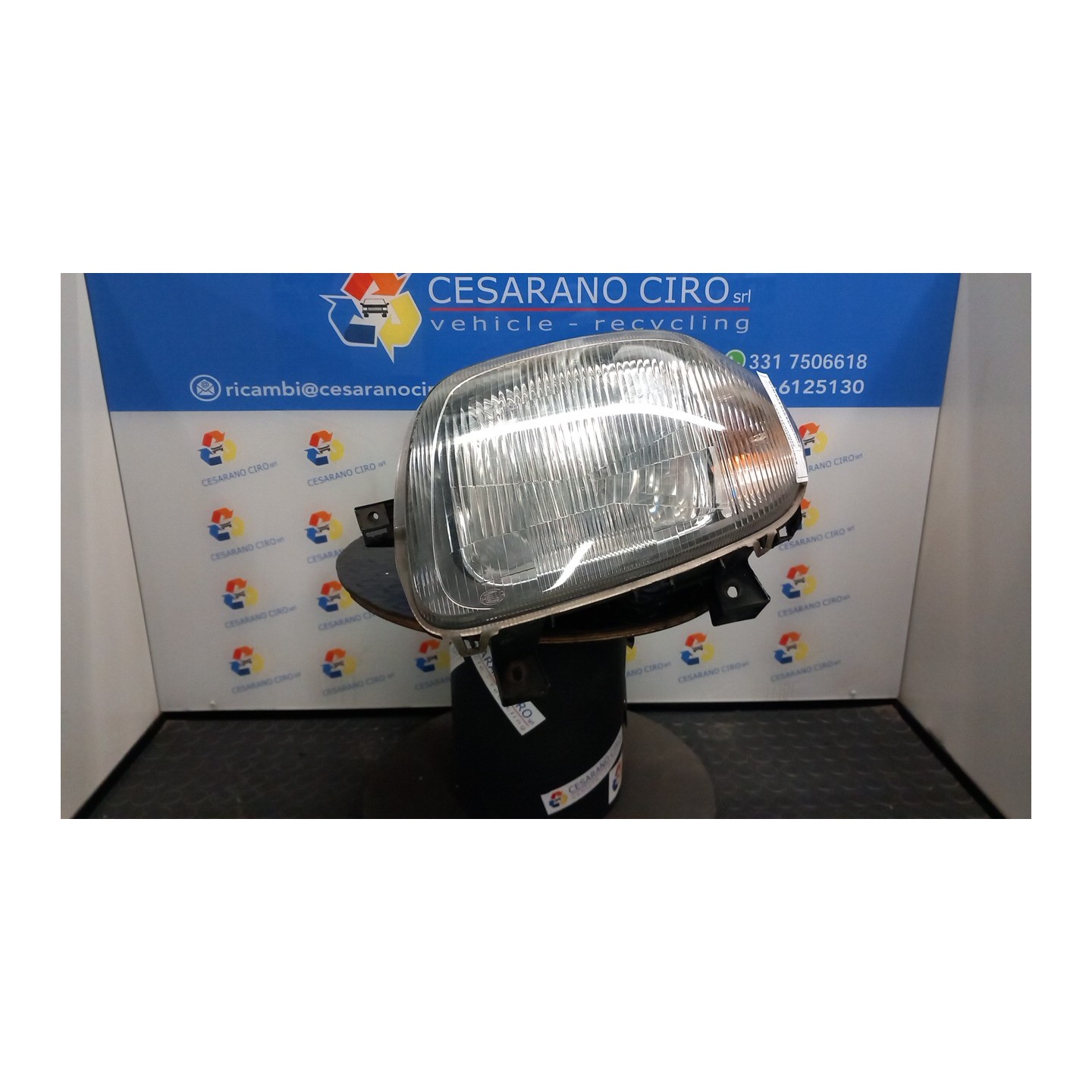 PROIETTORE HELLA SX. 109 RENAULT CLIO 2A SERIE (04/98-04/01) D7FD7 7701045168
