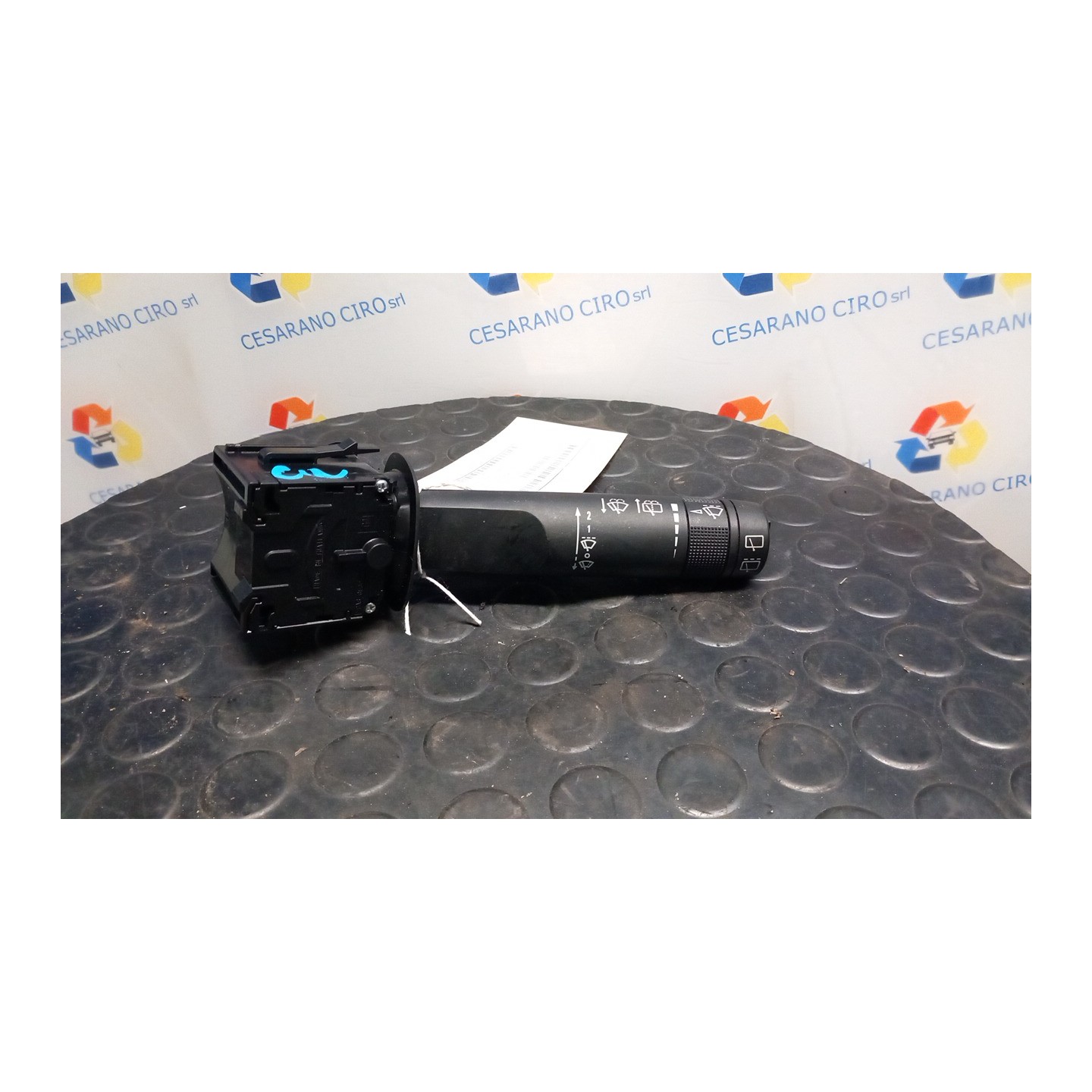 BLOCCO COMANDI TERGICRISTALLI 003 CHEVROLET (DAEWOO) TRAX (03/13-) F16D4 95468057