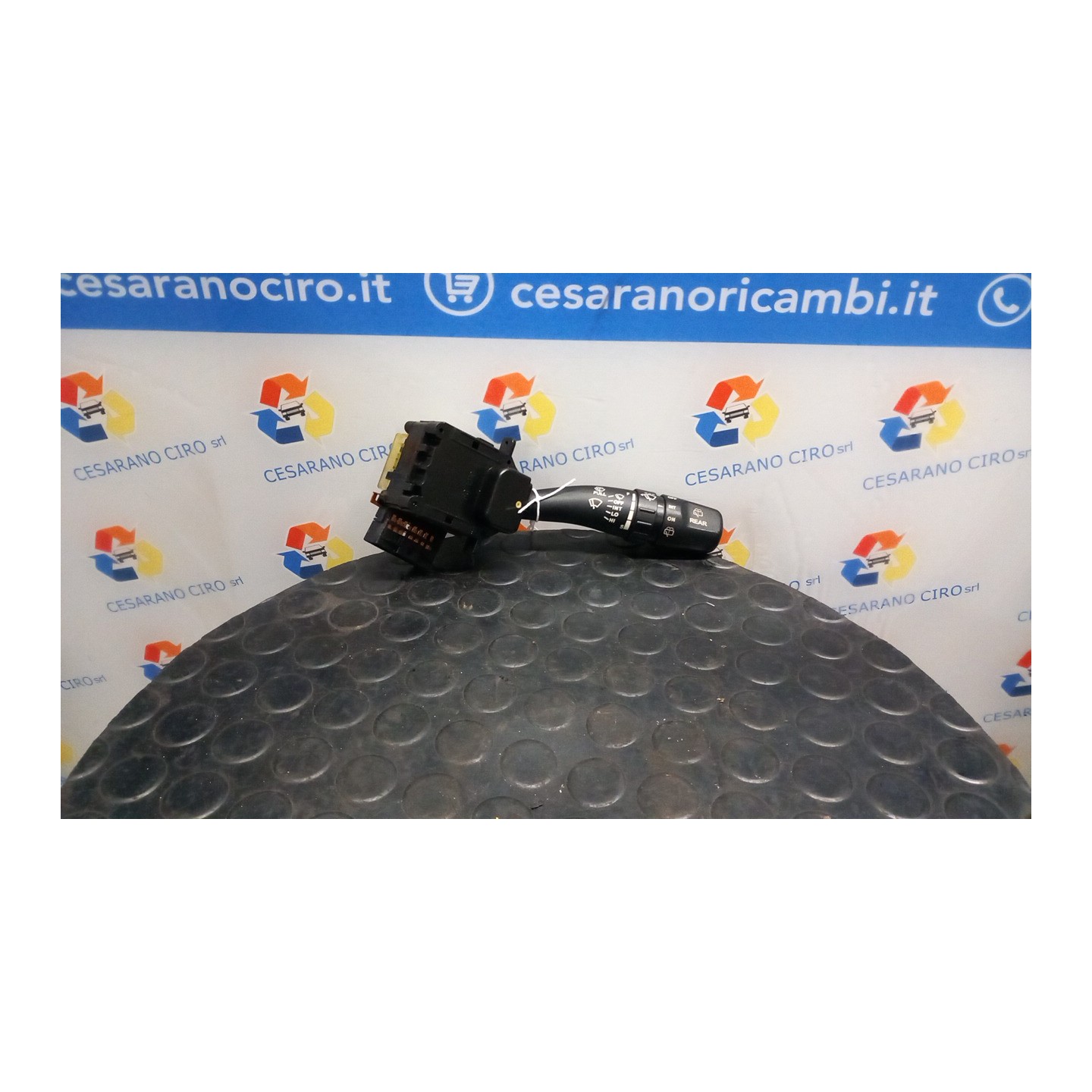 BLOCCO COMANDI TERGICRISTALLI 020 KIA SORENTO 1A SERIE (07/02-12/06 D4CB 934203E010