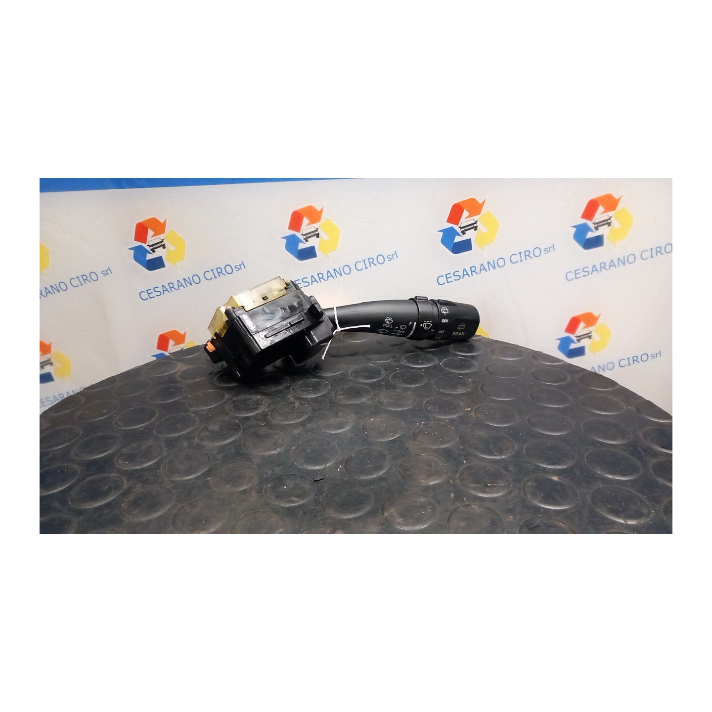 BLOCCO COMANDI TERGICRISTALLI 020 KIA SORENTO 1A SERIE (07/02-12/06 D4CB 934203E010