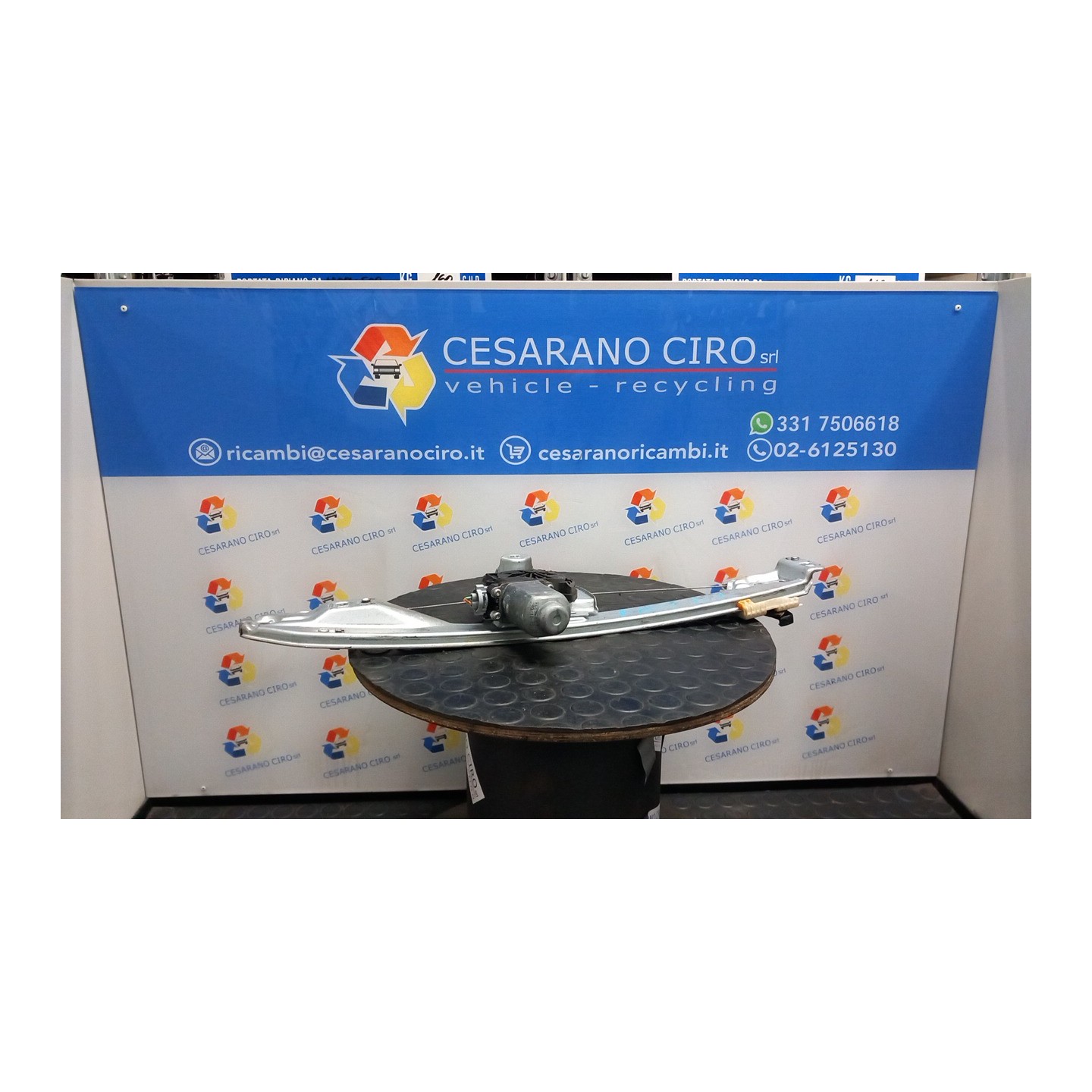 ALZACRISTALLO ELETTR. PORTA POST. C/MOTORINO DX. 082 RENAULT CLIO 3A SERIE (05/09-) D4FH7 8200291153