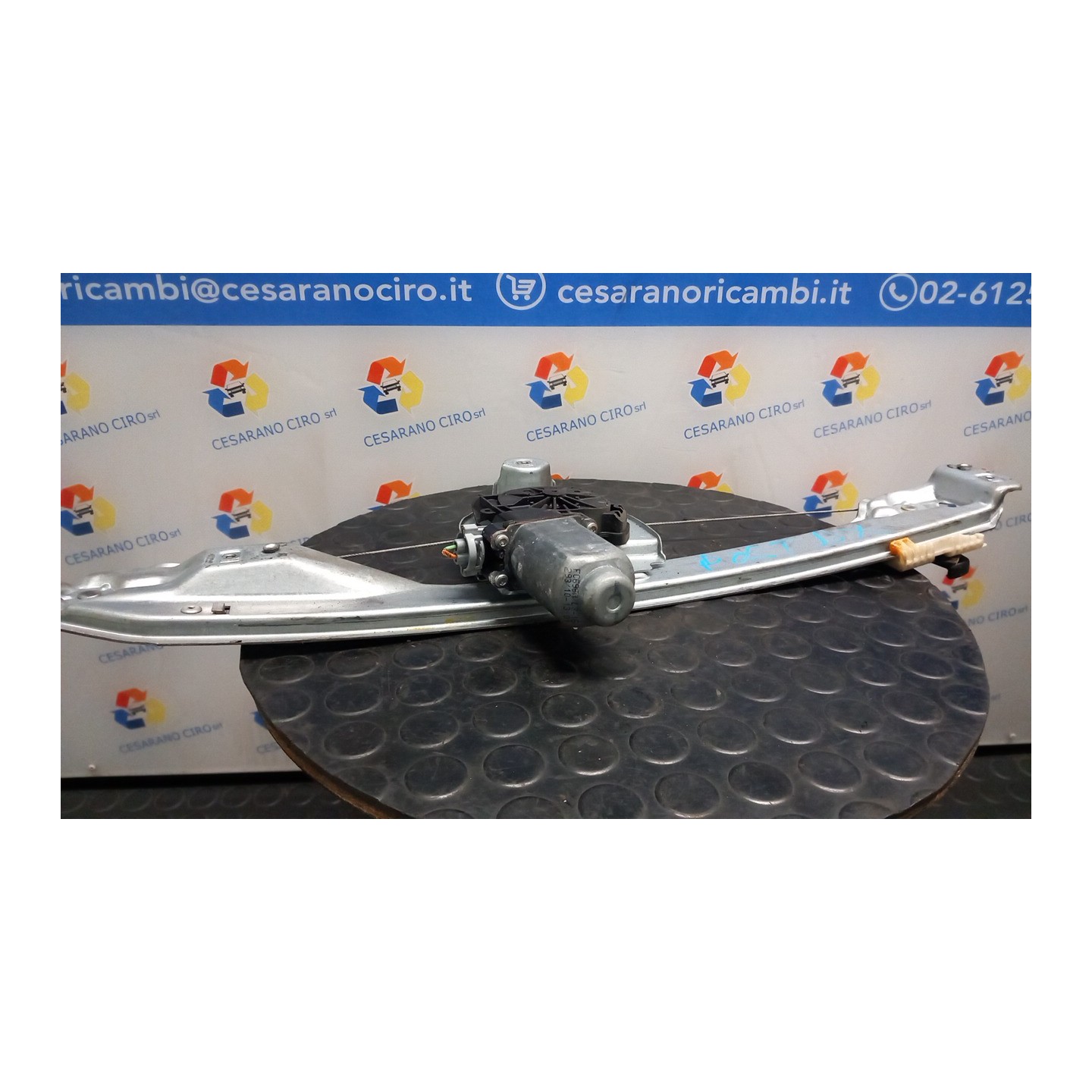 ALZACRISTALLO ELETTR. PORTA POST. C/MOTORINO DX. 082 RENAULT CLIO 3A SERIE (05/09-) D4FH7 8200291153