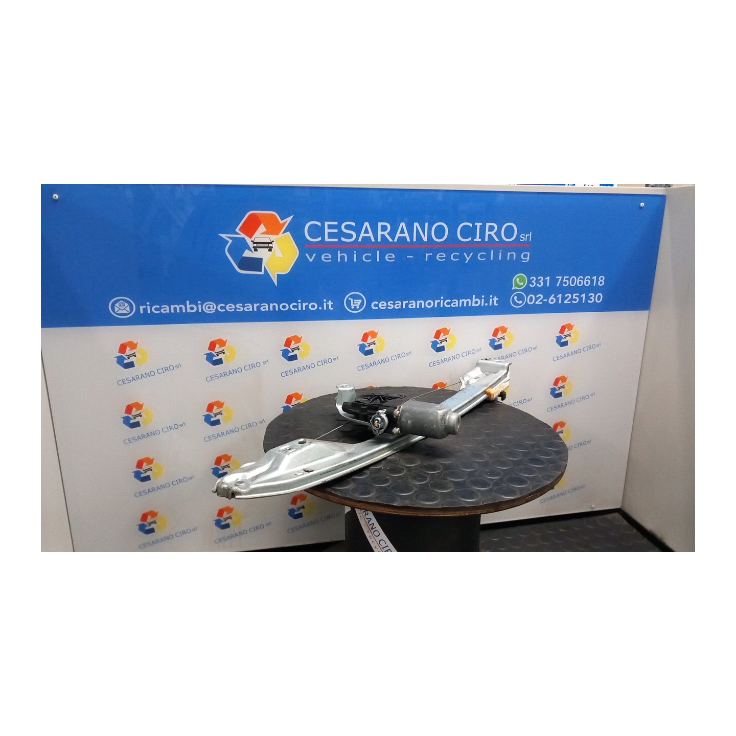 ALZACRISTALLO ELETTR. PORTA POST. C/MOTORINO DX. 082 RENAULT CLIO 3A SERIE (05/09-) D4FH7 8200291153