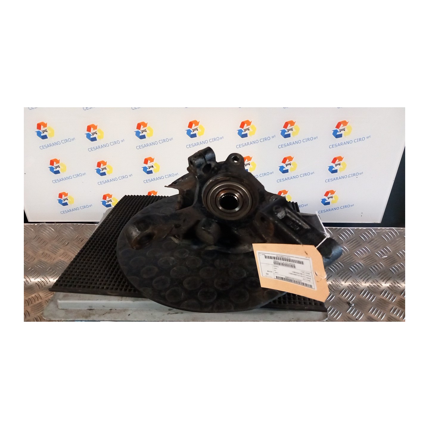 MONTANTE SOSP. ANT. DX. 038 FIAT ULYSSE (PG) (06/94-09/02) RFU 1310048080