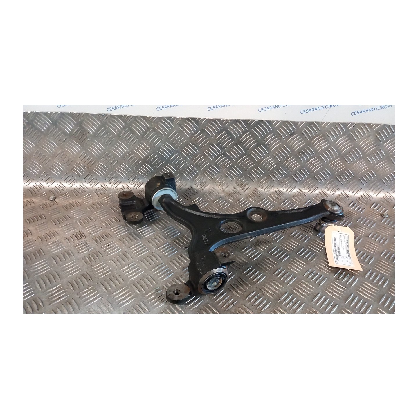 BRACCIO OSCILLANTE SOSP. ANT. DX. 039 FIAT ULYSSE (PG) (06/94-09/02) RFU 71737048