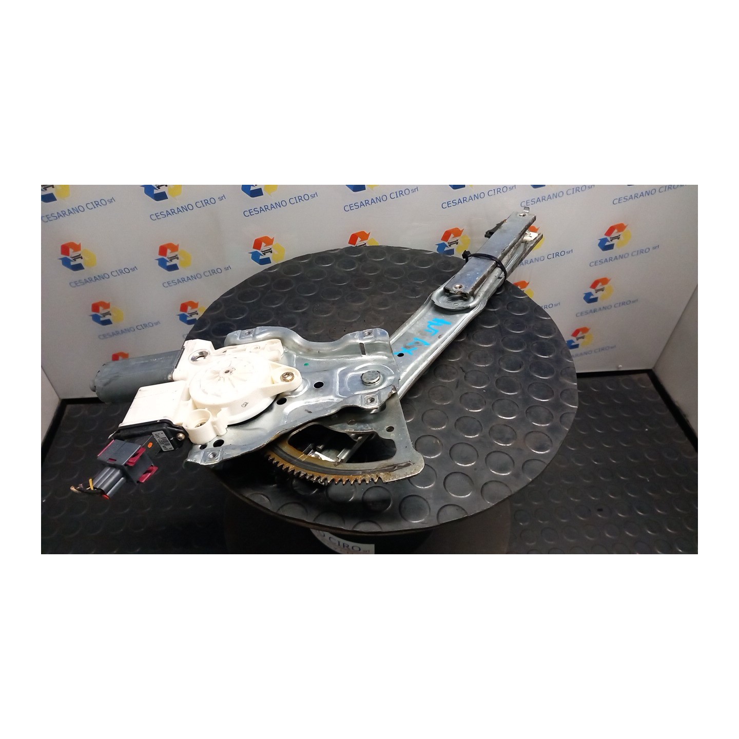 ALZACRISTALLO ELETTR. PORTA ANT. C/MOTORINO DX. 068 TOYOTA COROLLA (09/04-09/07) 1NDTV 6981002130