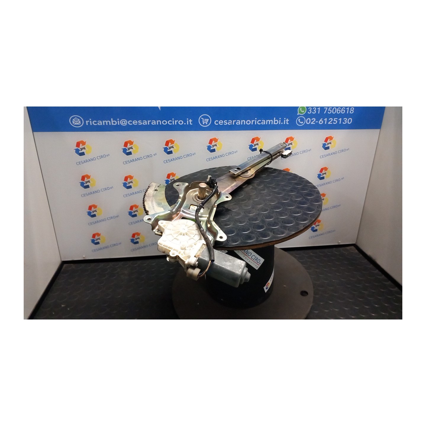 ALZACRISTALLO ELETTR. PORTA ANT. C/MOTORINO SX. 010 DR DR5 (12/07-) SQR481F 741040013