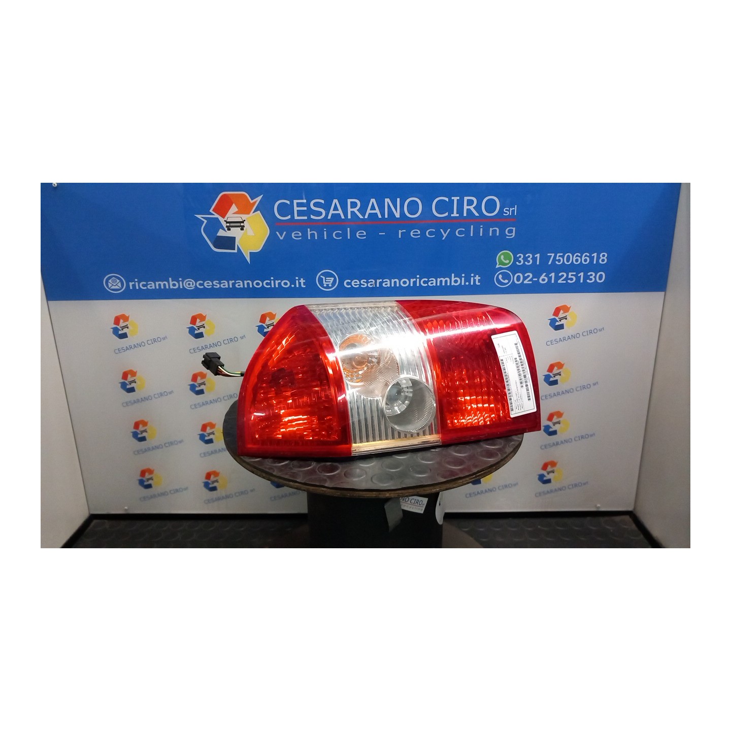 FANALE POST. DX. 014 DR DR5 (12/07-) SQR481F 733010047