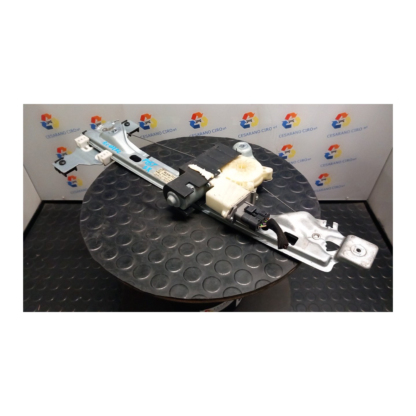 ALZACRISTALLO ELETTR. PORTA POST. SX. 041 PEUGEOT 5008 (10/09-03/17) 9HZ 9223G2