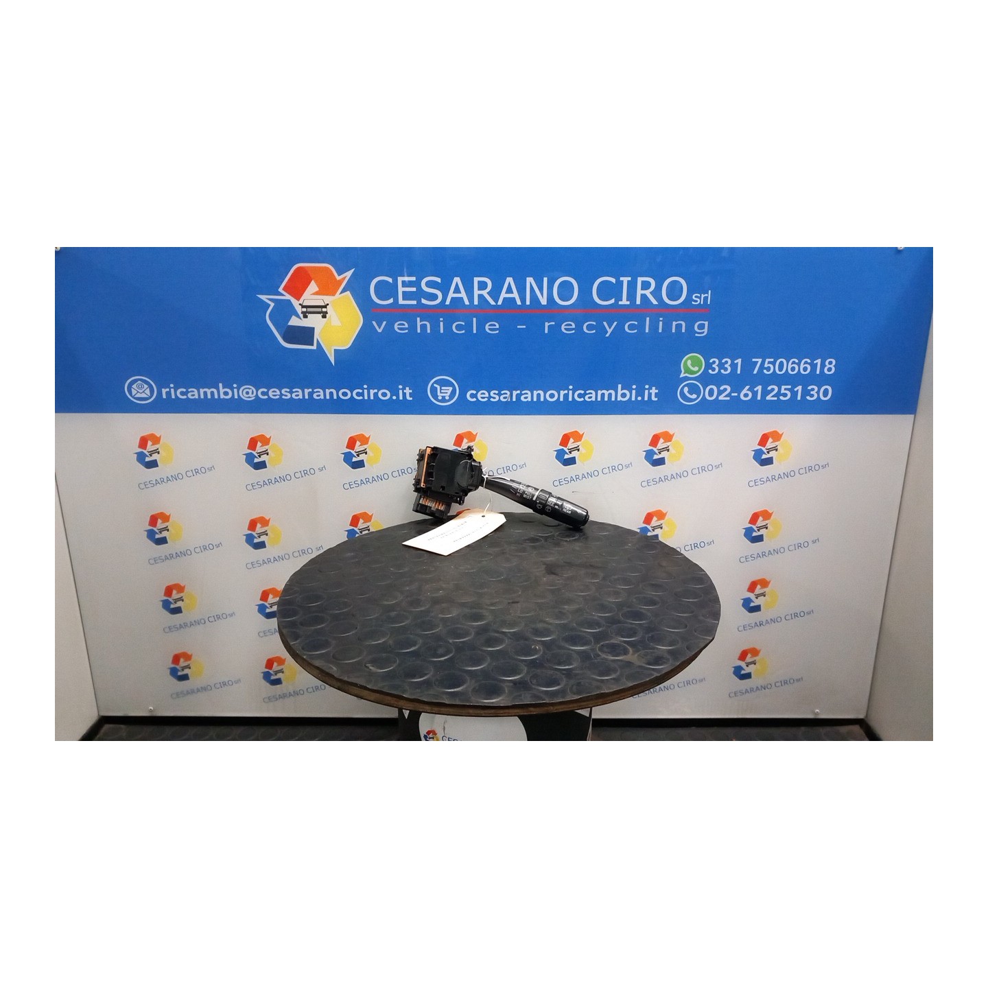 BLOCCO COMANDI TERGICRISTALLI 054 SUBARU LEGACY (02/99-10/03) EJ25 83114AE130