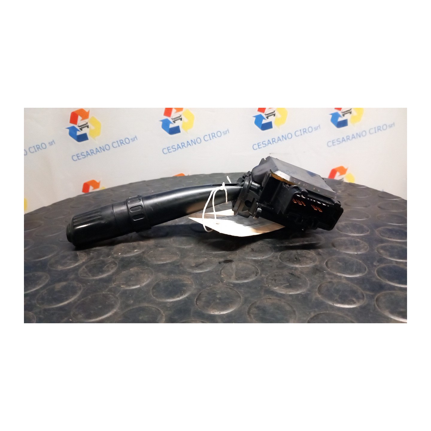 BLOCCO COMANDI TERGICRISTALLI 054 SUBARU LEGACY (02/99-10/03) EJ25 83114AE130