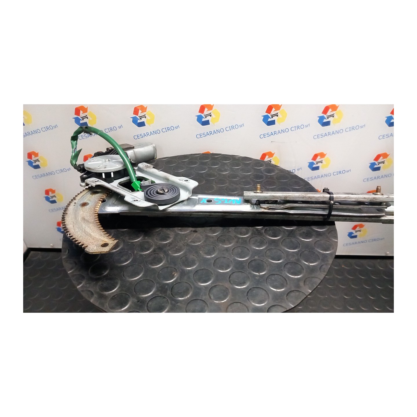 ALZACRISTALLO ELETTR. PORTA ANT. SX. 057 SUBARU LEGACY (02/99-10/03) EJ25 61222AE010