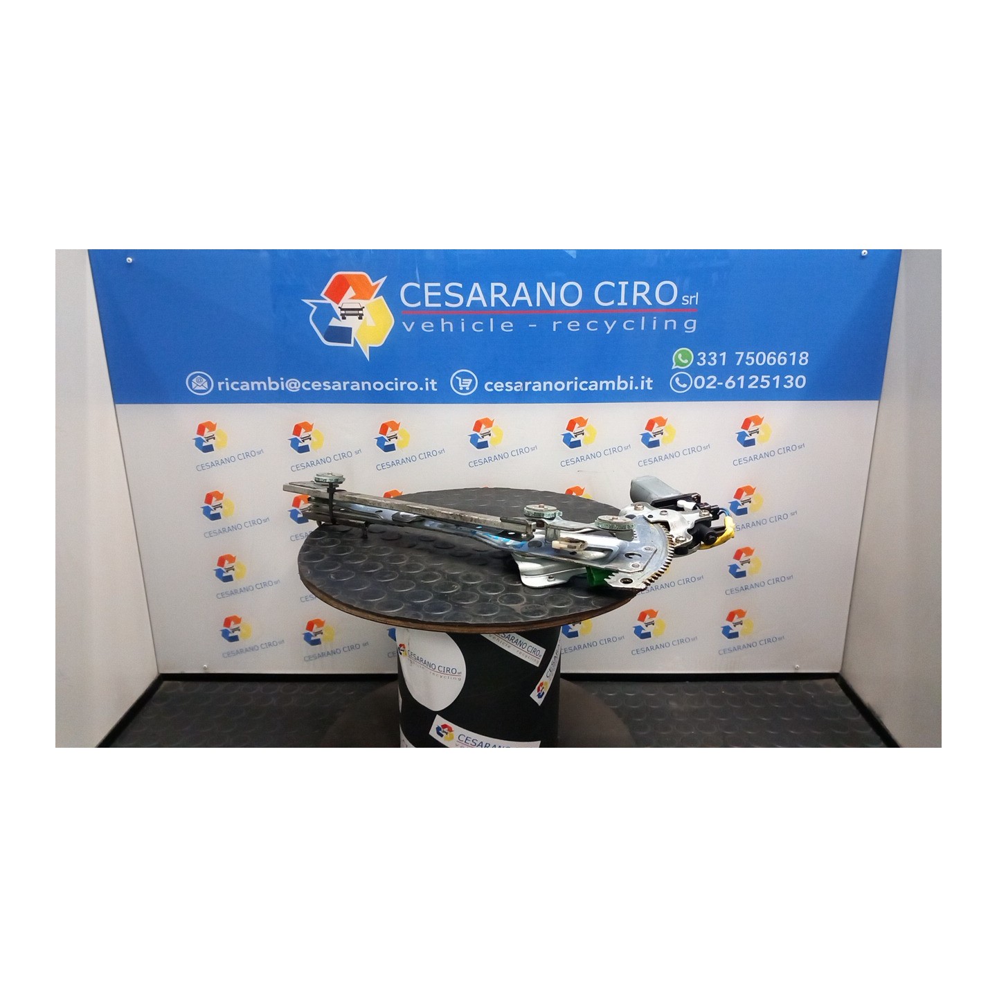 ALZACRISTALLO ELETTR. PORTA POST. DX. 058 SUBARU LEGACY (02/99-10/03) EJ25 62222AE000