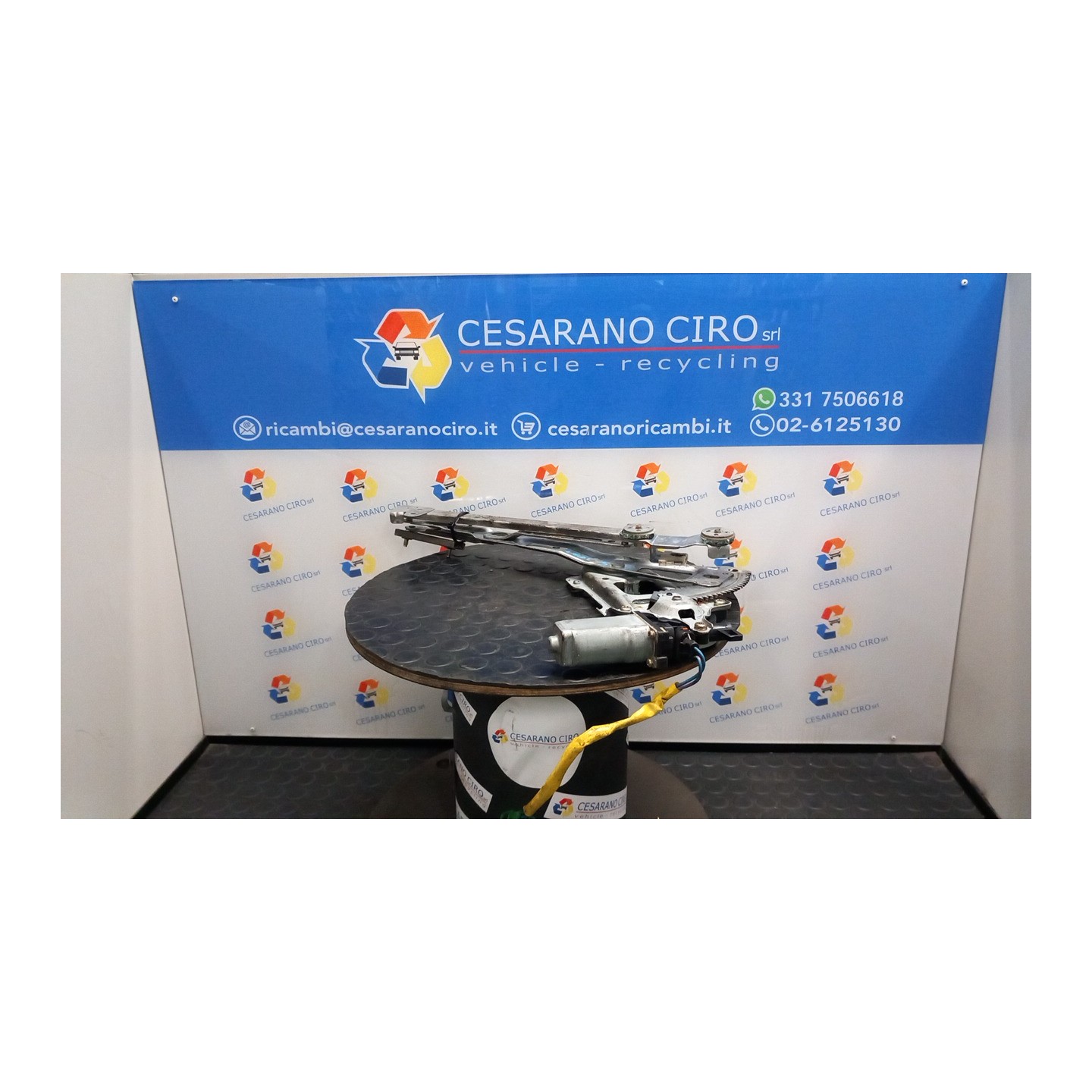 ALZACRISTALLO ELETTR. PORTA POST. SX. 059 SUBARU LEGACY (02/99-10/03) EJ25 62222AE010