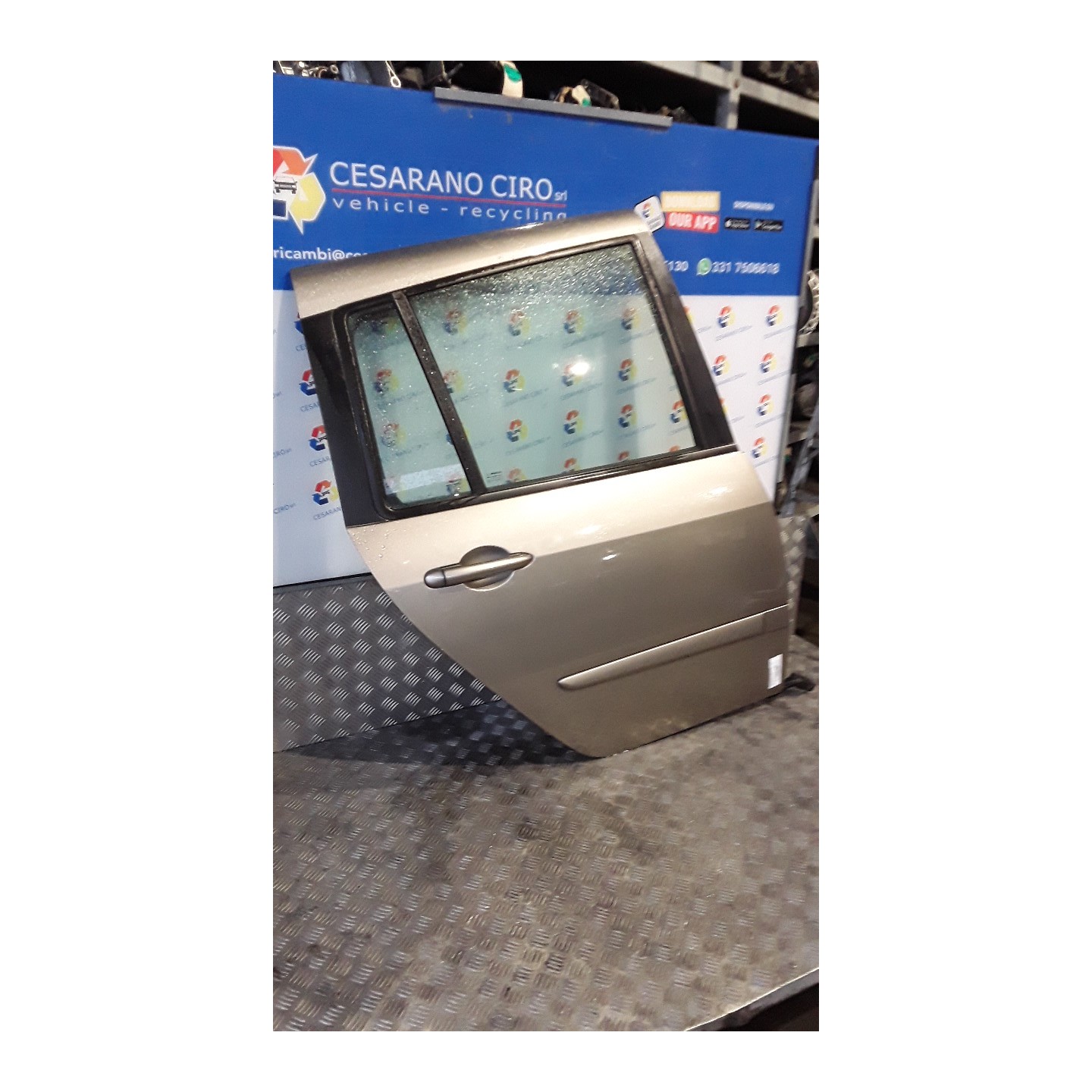 PORTA POST. DX. 095 RENAULT MODUS 2A SERIE (01/08-06/13) D4FH7 821003703R