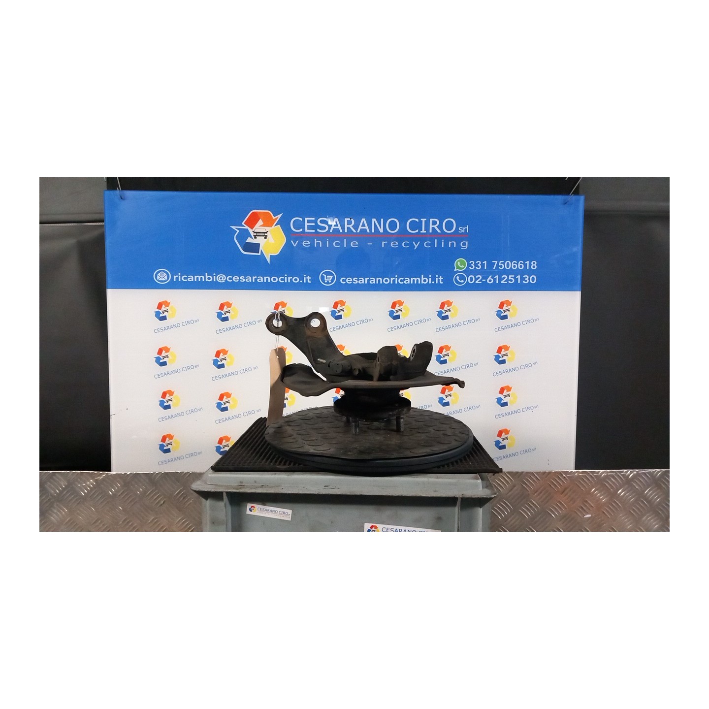 MONTANTE SOSP. ANT. SX. 094 TOYOTA COROLLA VERSO (01/02-03/04) 3ZZFE 4321219015