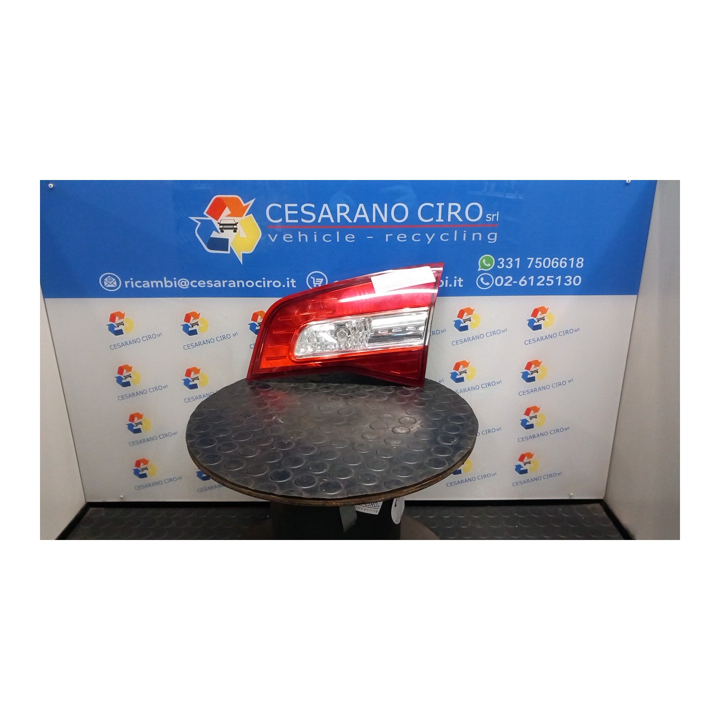 FANALE POST. PARTE INT. DX. 031 RENAULT KOLEOS (05/08-) M9RZ8 26550JY05A