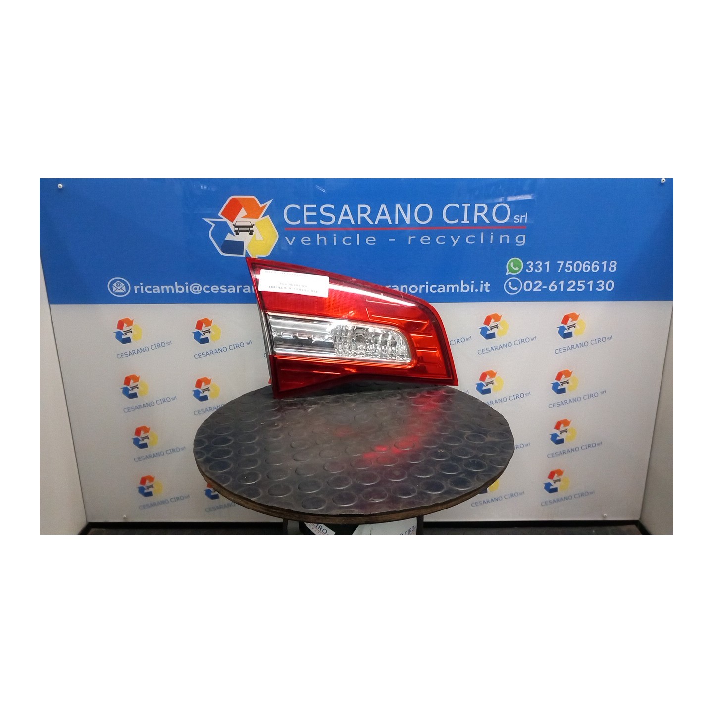 FANALE POST. PARTE INT. SX. 032 RENAULT KOLEOS (05/08-) M9RZ8 26555JY05A