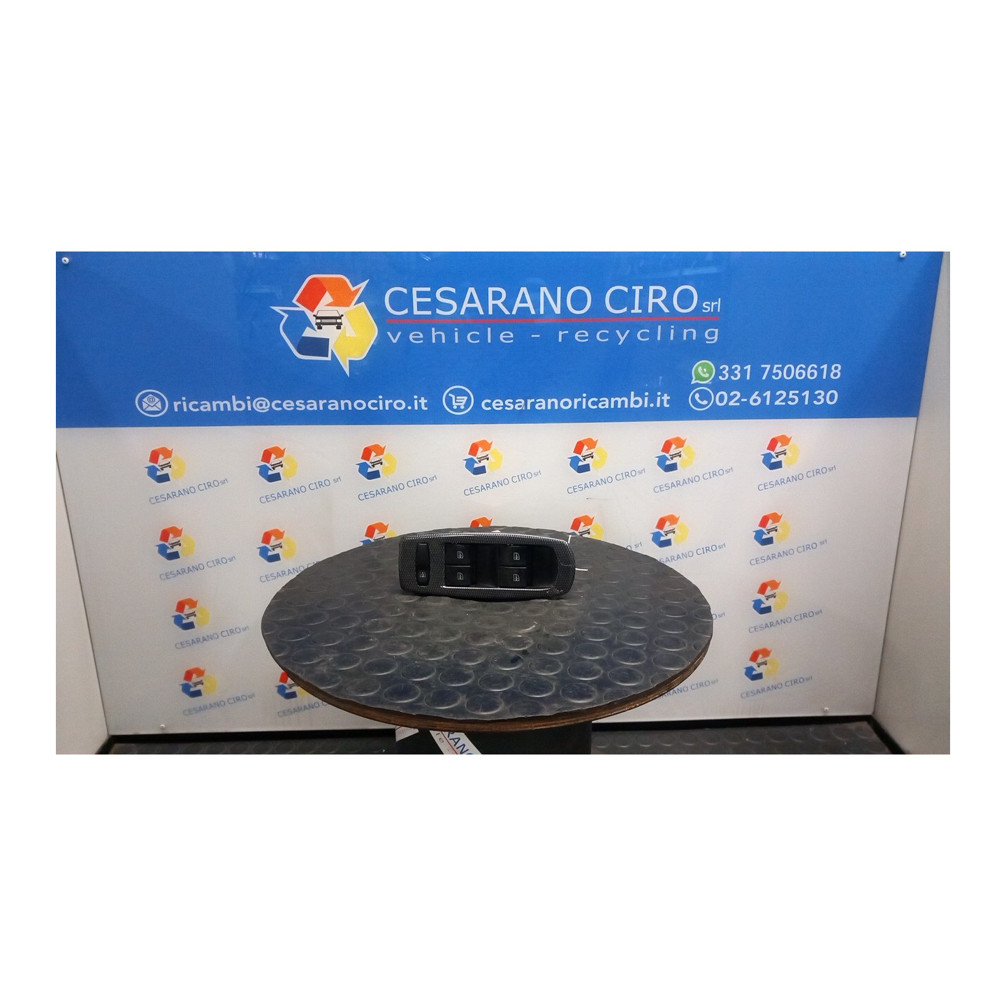 BLOCCO COMANDI ALZACRISTALLI EQPT0;EQPT1 033 RENAULT KOLEOS (05/08-) M9RZ8 25401JY40B