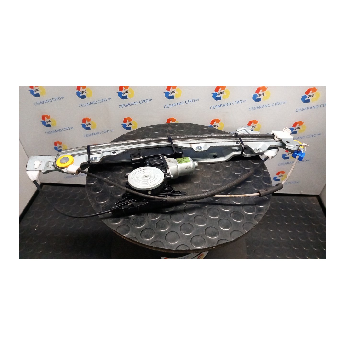 ALZACRISTALLO ELETTR. PORTA ANT. DX. 042 RENAULT KOLEOS (05/08-) M9RZ8 80720JY00B