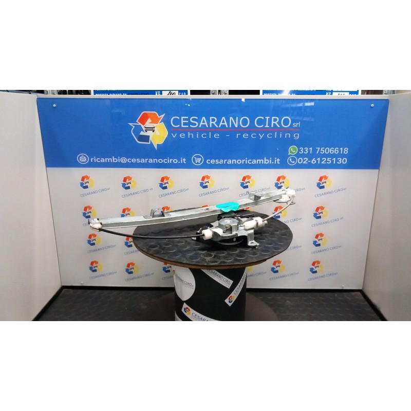ALZACRISTALLO ELETTR. PORTA POST. SX. 044 RENAULT KOLEOS (05/08-) M9RZ8 82721JY00A