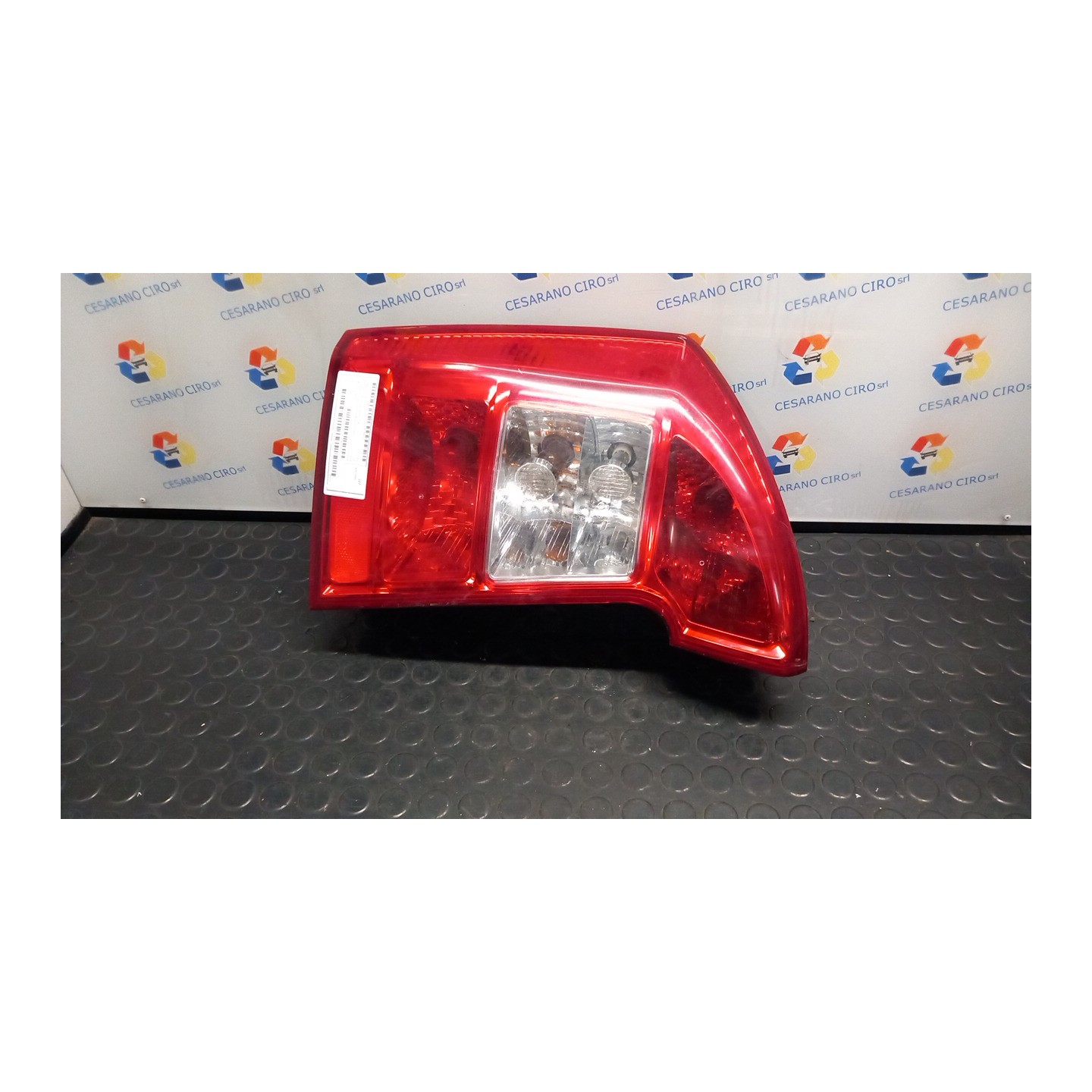 FANALE POST. SX. 072 KIA CARENS 2A SERIE (11/06-) D4EA 924011D010