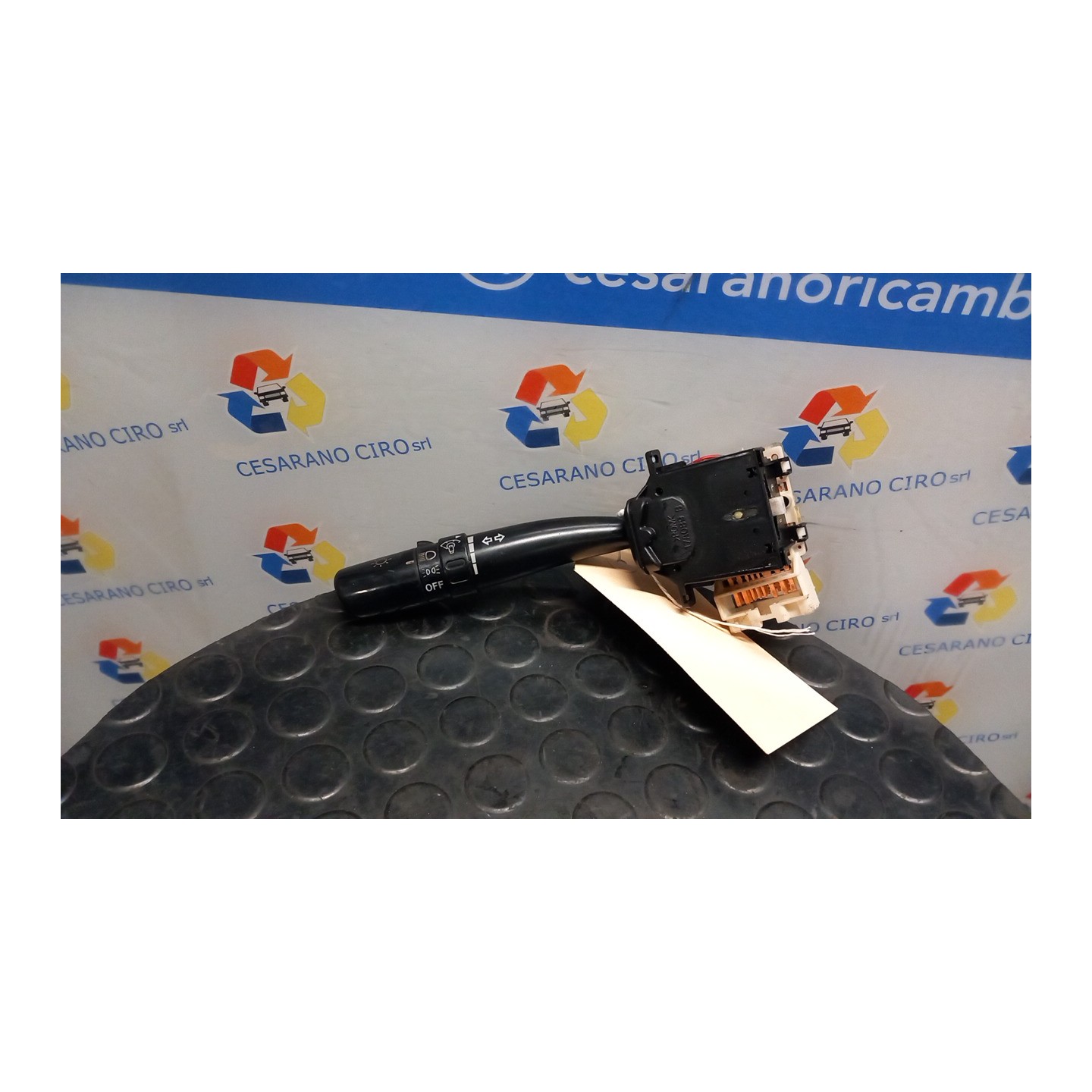 INTERRUTTORE BLOCCO COMANDO LUCI 010 SUBARU LEGACY (02/99-10/03) EJ25 83118FC030
