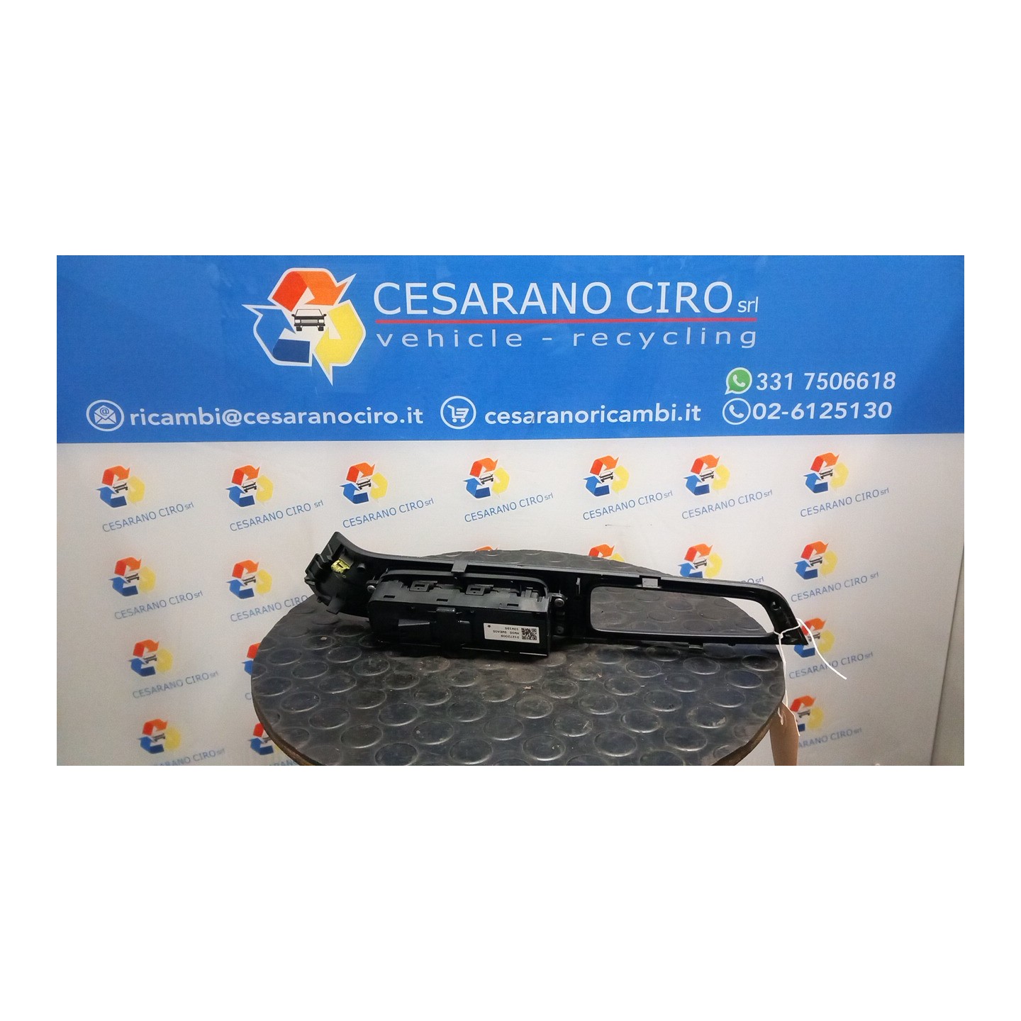BLOCCO COMANDI ALZACRISTALLI E RETROVISORI EST. 054 VOLVO S60 (05/10-) D5244T10 31334345