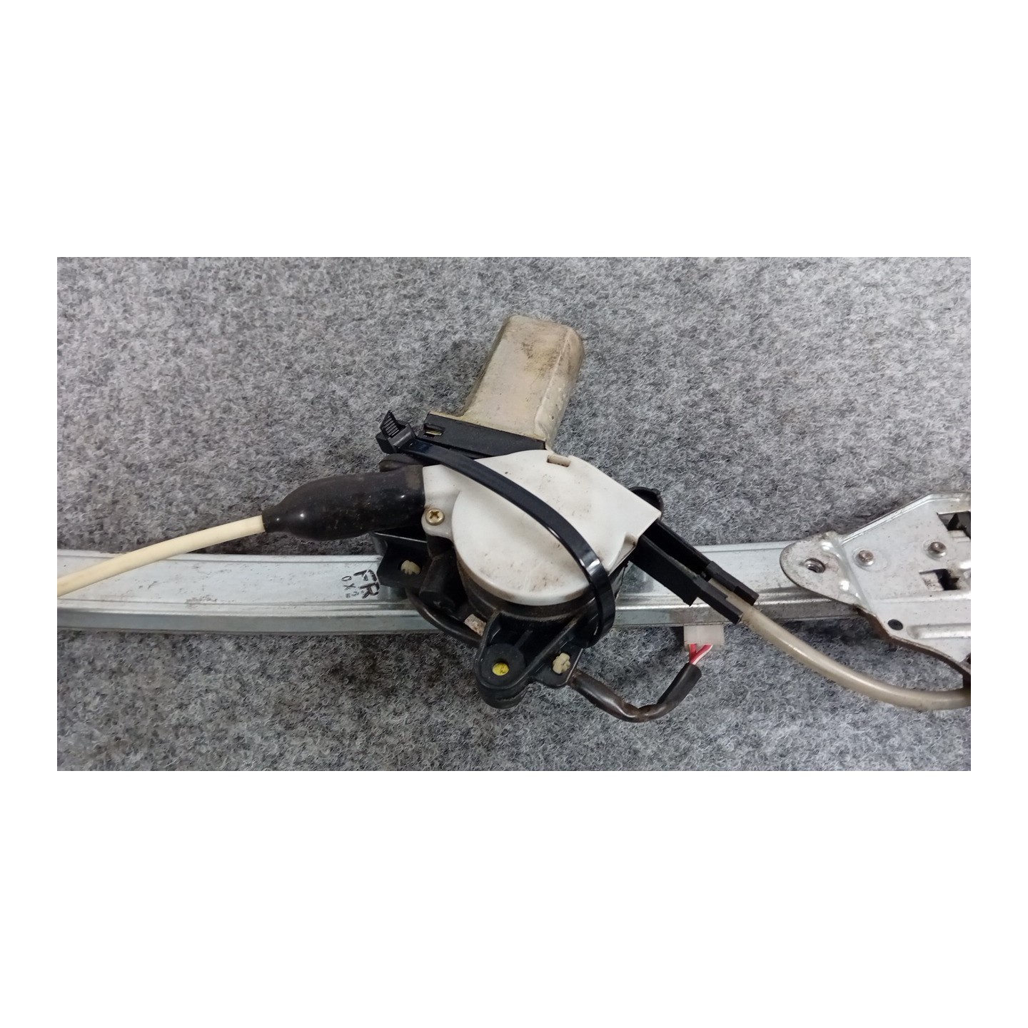 ALZACRISTALLO ELETTR. PORTA ANT. CON DX. 069 MAZDA DEMIO (11/98-03/03)  D20258590