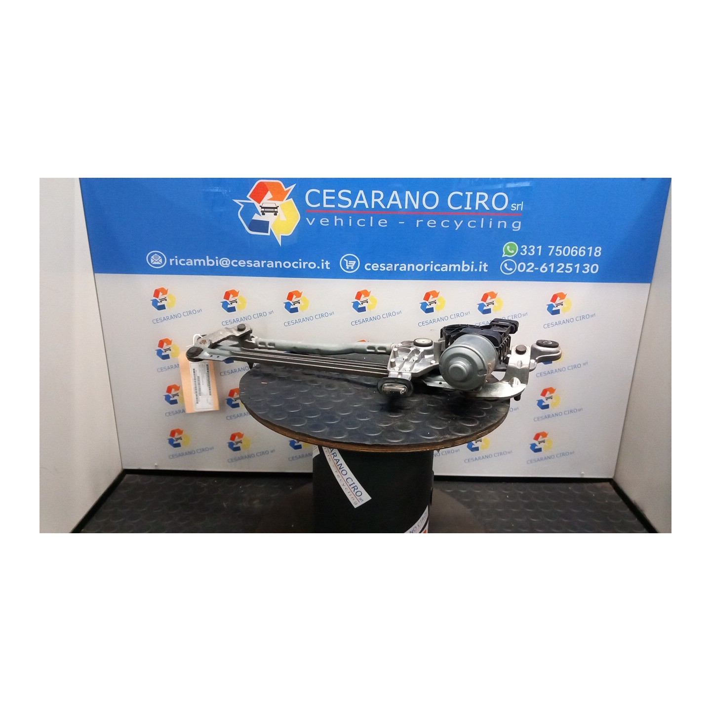 MECCANISMO TERGIPARABREZZA CON MOTORINO 010 PEUGEOT 308 (07/13-12/18) AH01 9810327980