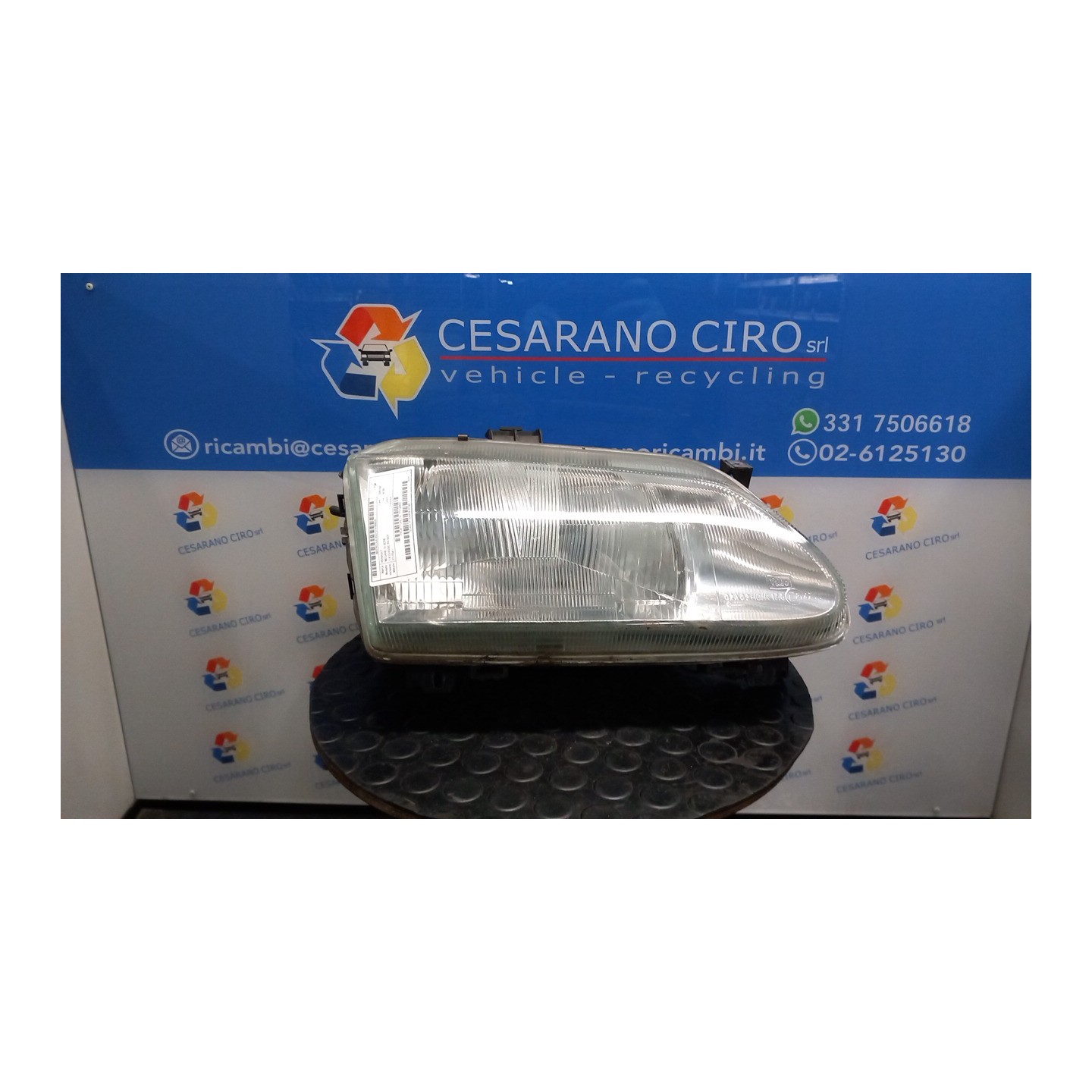 PROIETTORE DX. 029 RENAULT MEGANE 1A SERIE (01/96-09/99) E7J764 7701040683