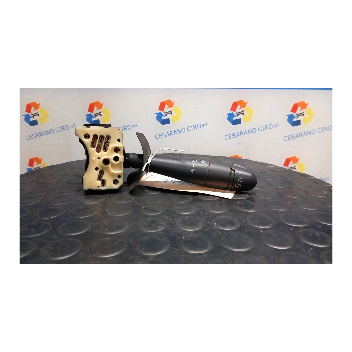 BLOCCO COMANDI TERGICRISTALLI 034 RENAULT CLIO 2A SERIE (04/98-04/01) D7FD7 7701045282