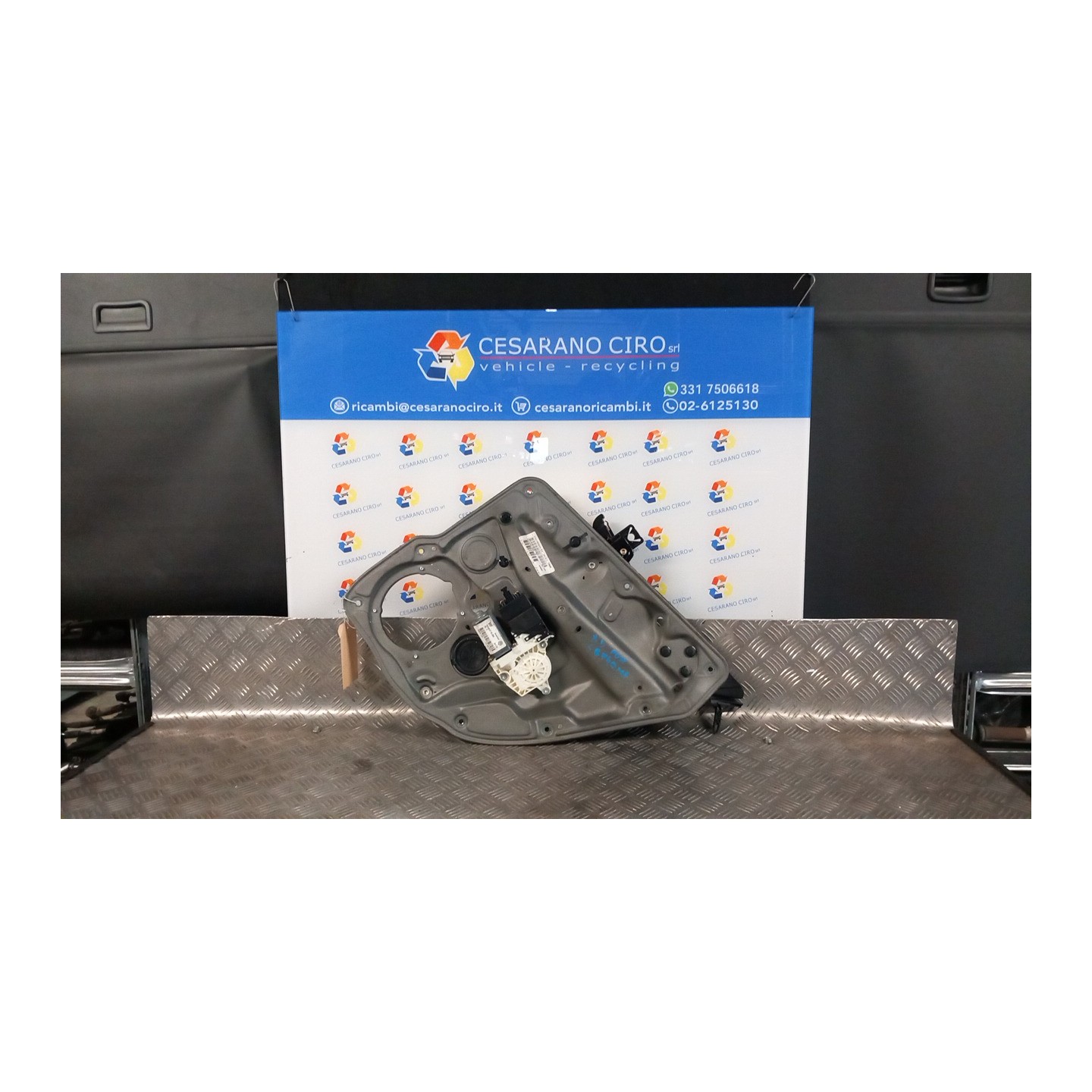 ALZACRISTALLO ELETTR. PORTA POST. DX. 095 VOLKSWAGEN GOLF (1J) (09/97-03/06) BCB 1J4839462F